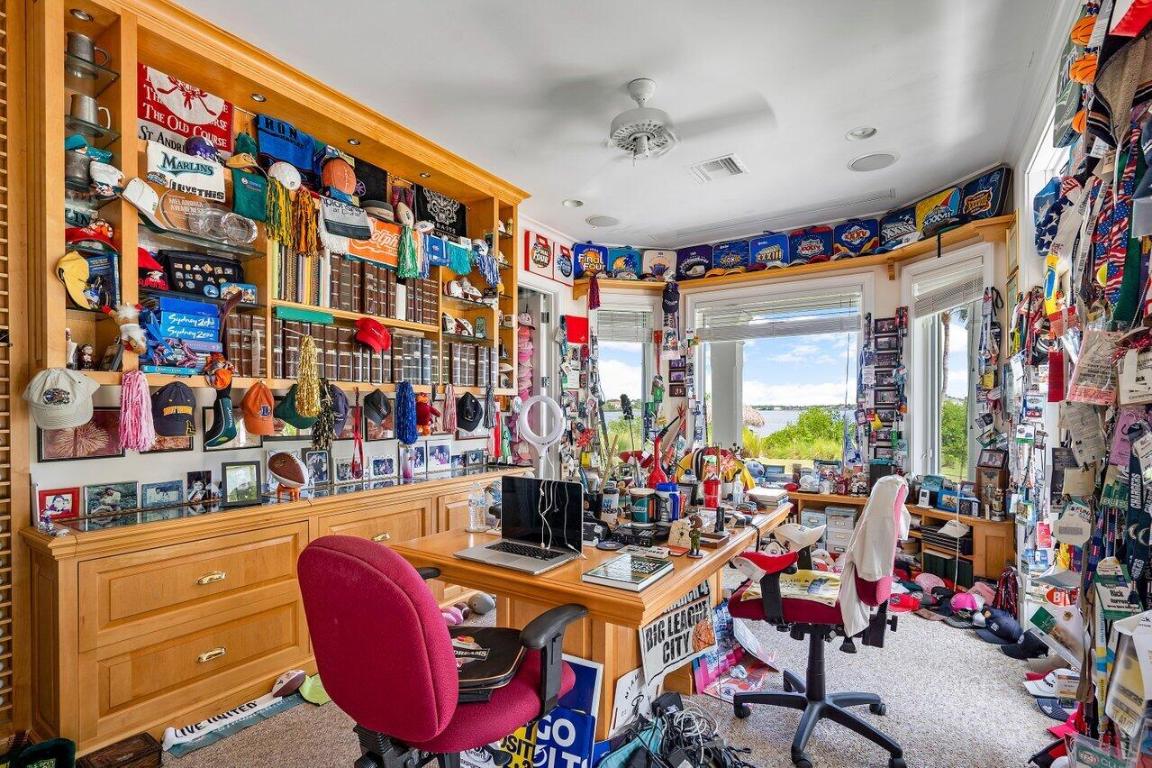 5559 Pennock Point Road