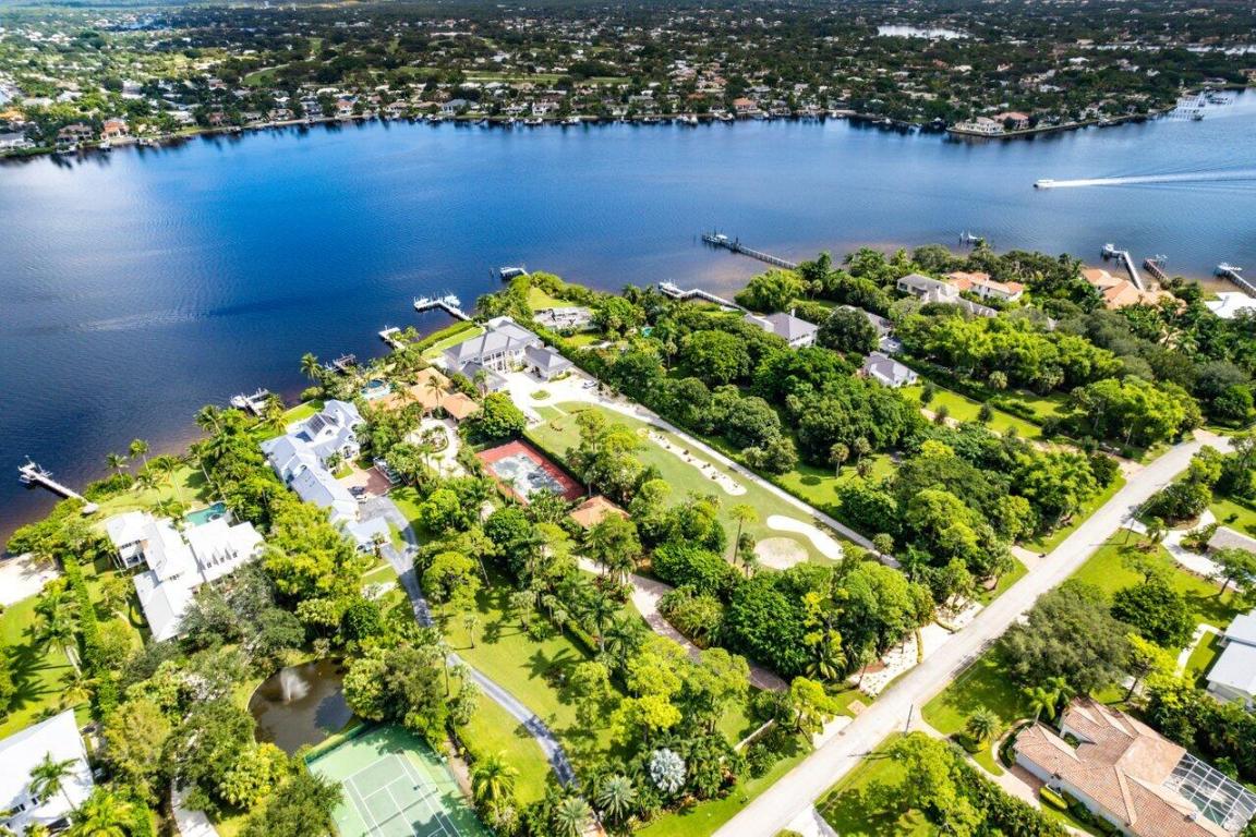 5559 Pennock Point Road