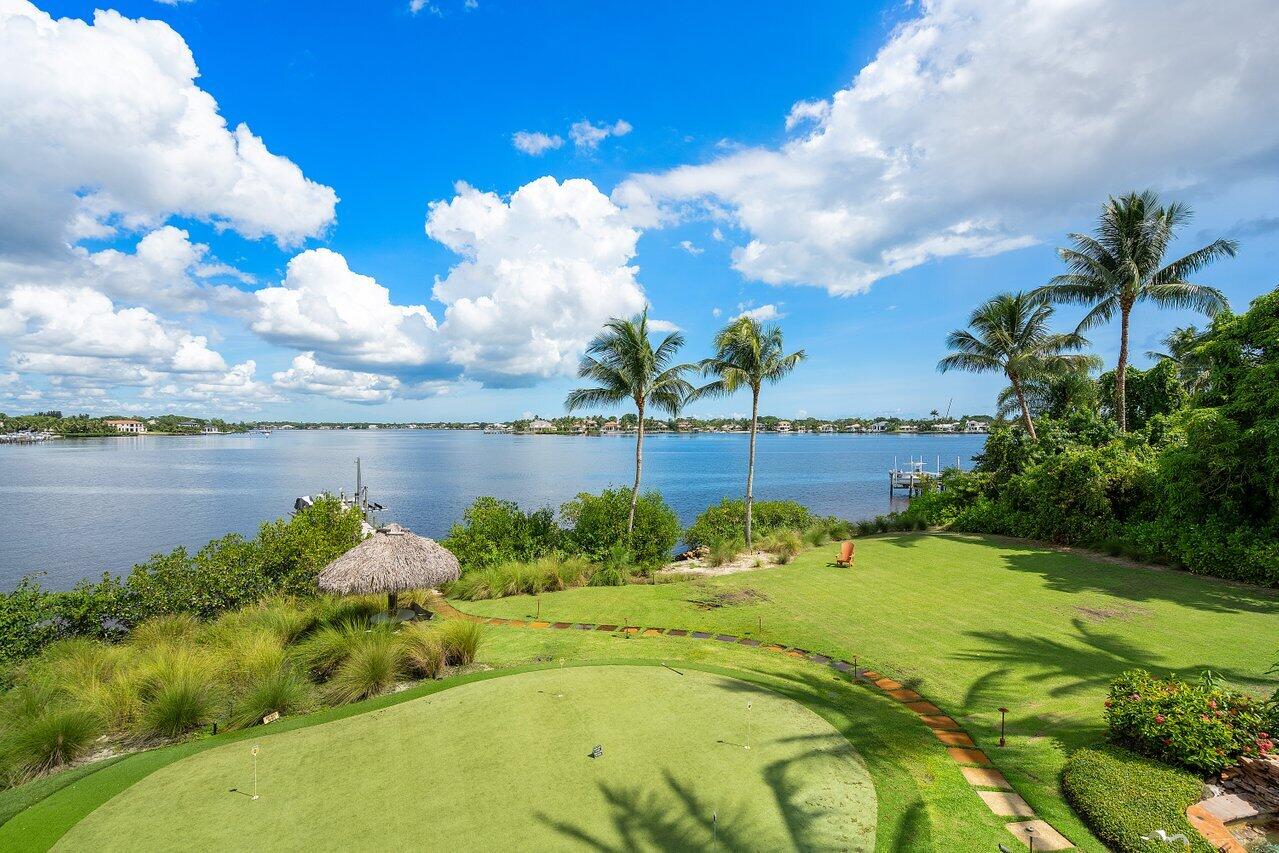 5559 Pennock Point Road