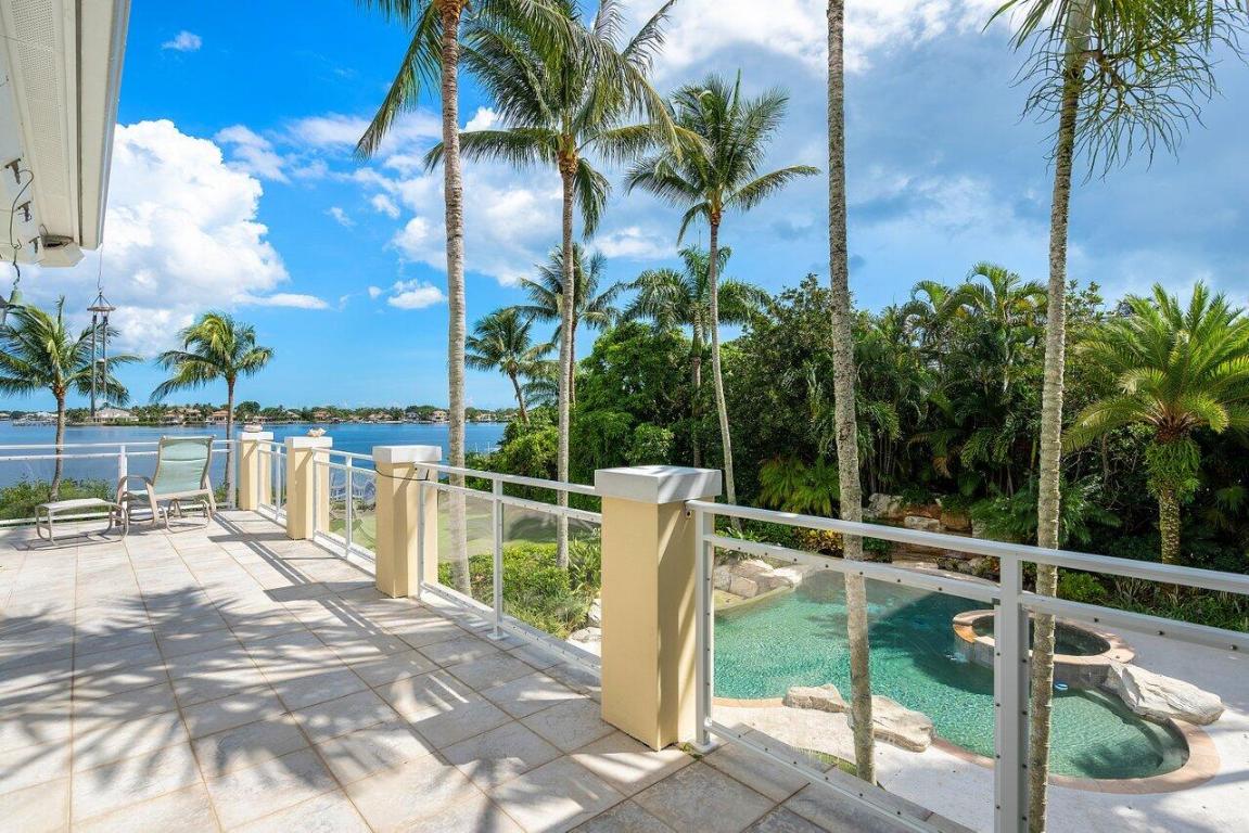 5559 Pennock Point Road