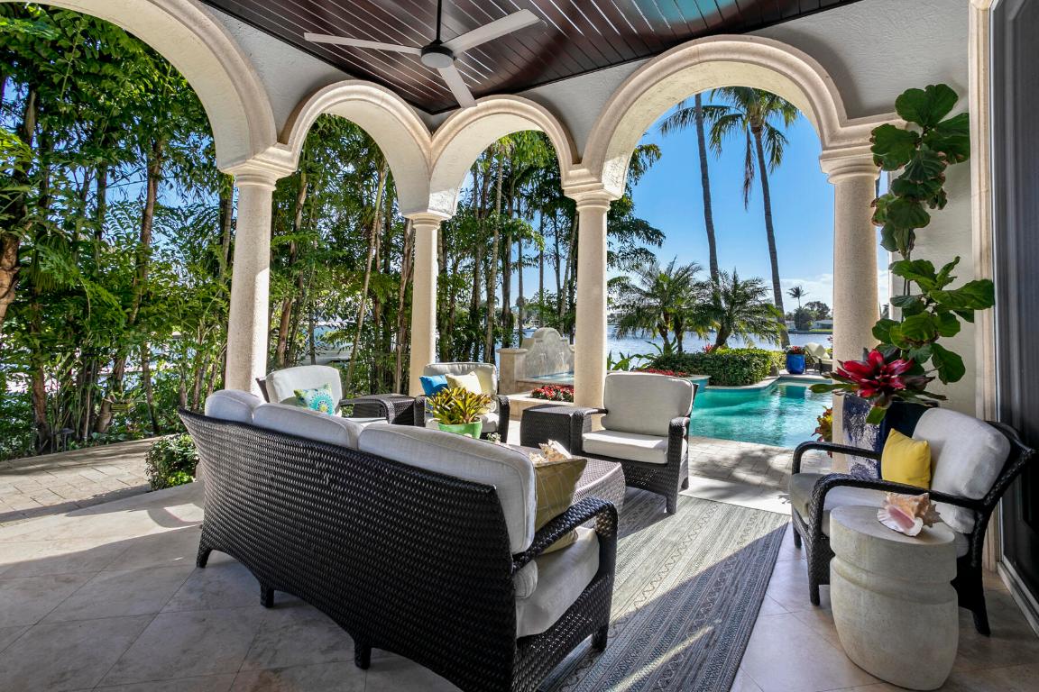 756 Harbour Isles Court