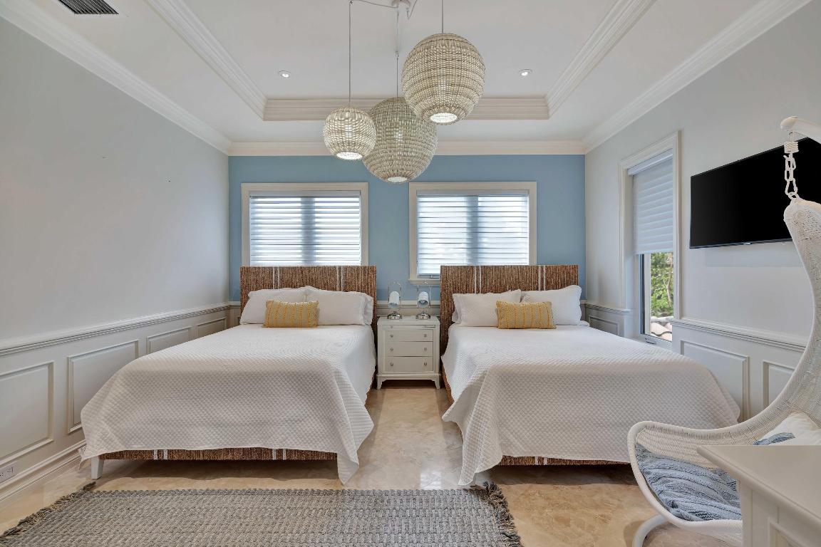 11127 Green Bayberry Drive