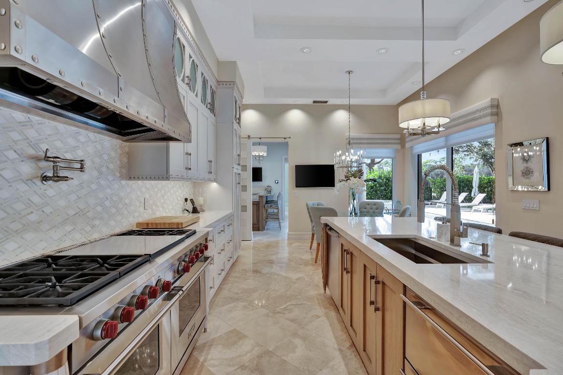 11127 Green Bayberry Drive