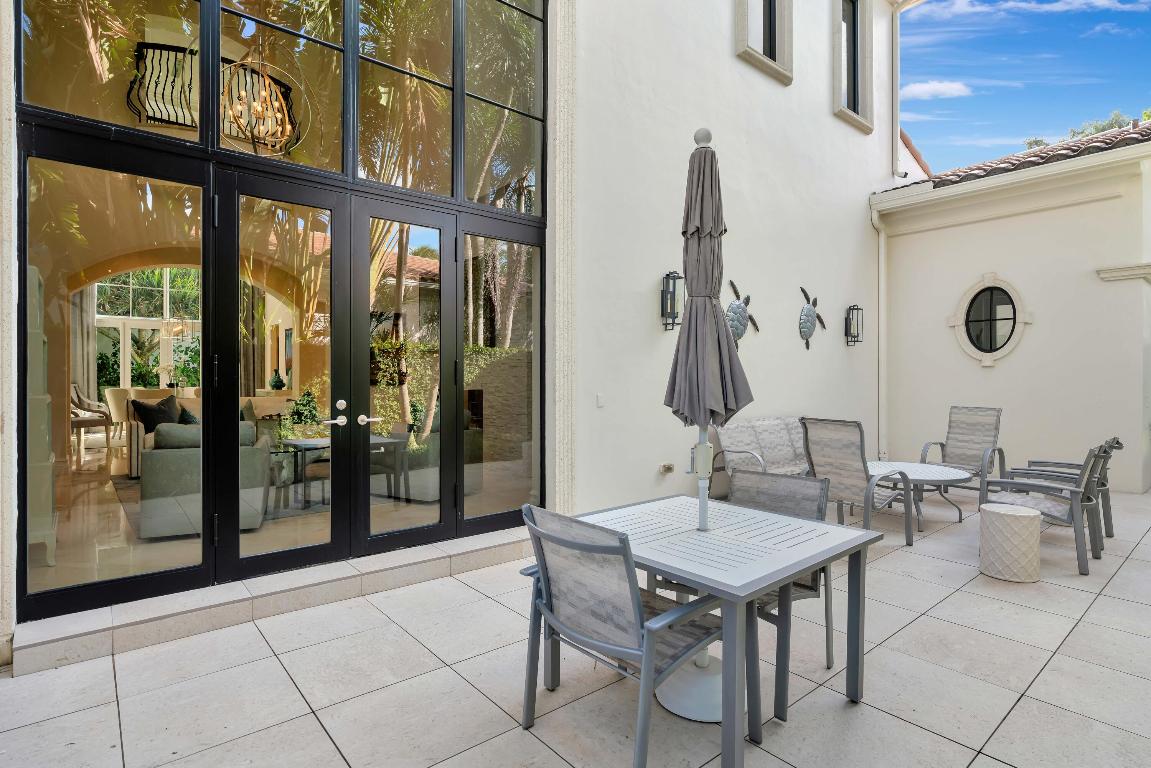 11127 Green Bayberry Drive