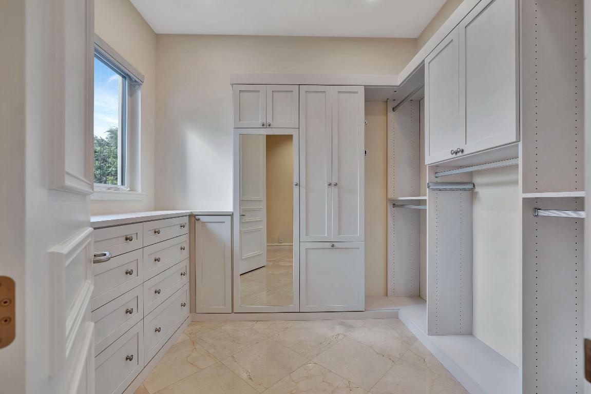 11127 Green Bayberry Drive