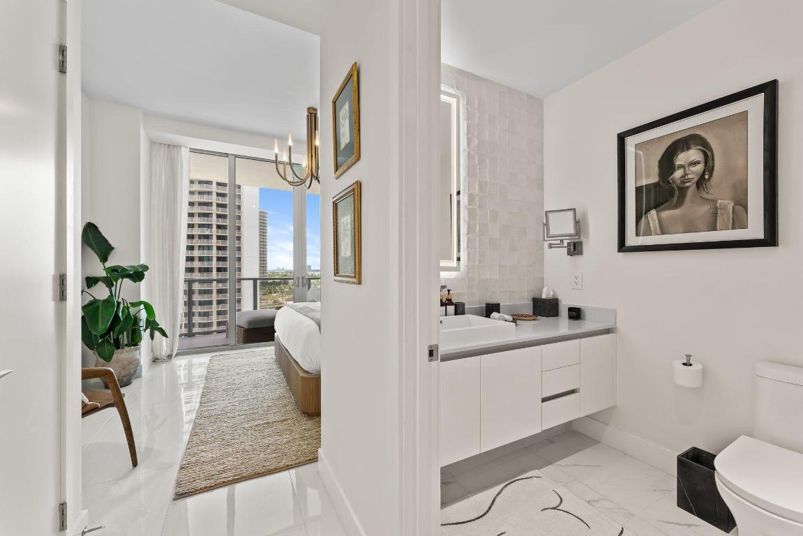 3100 N Ocean Drive H-1006