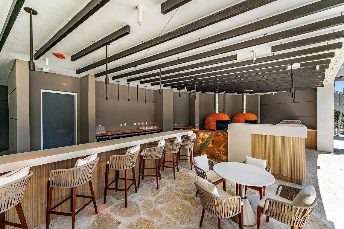 3100 N Ocean Drive H-1006