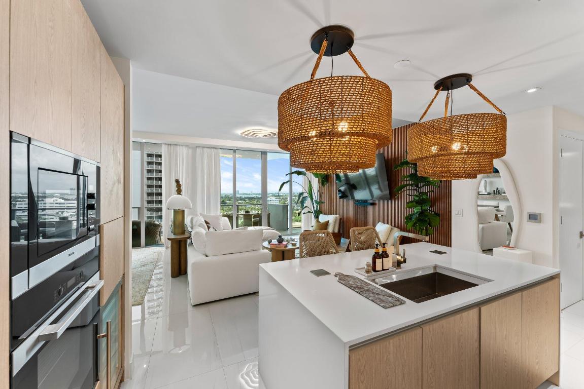 3100 N Ocean Drive H-1006