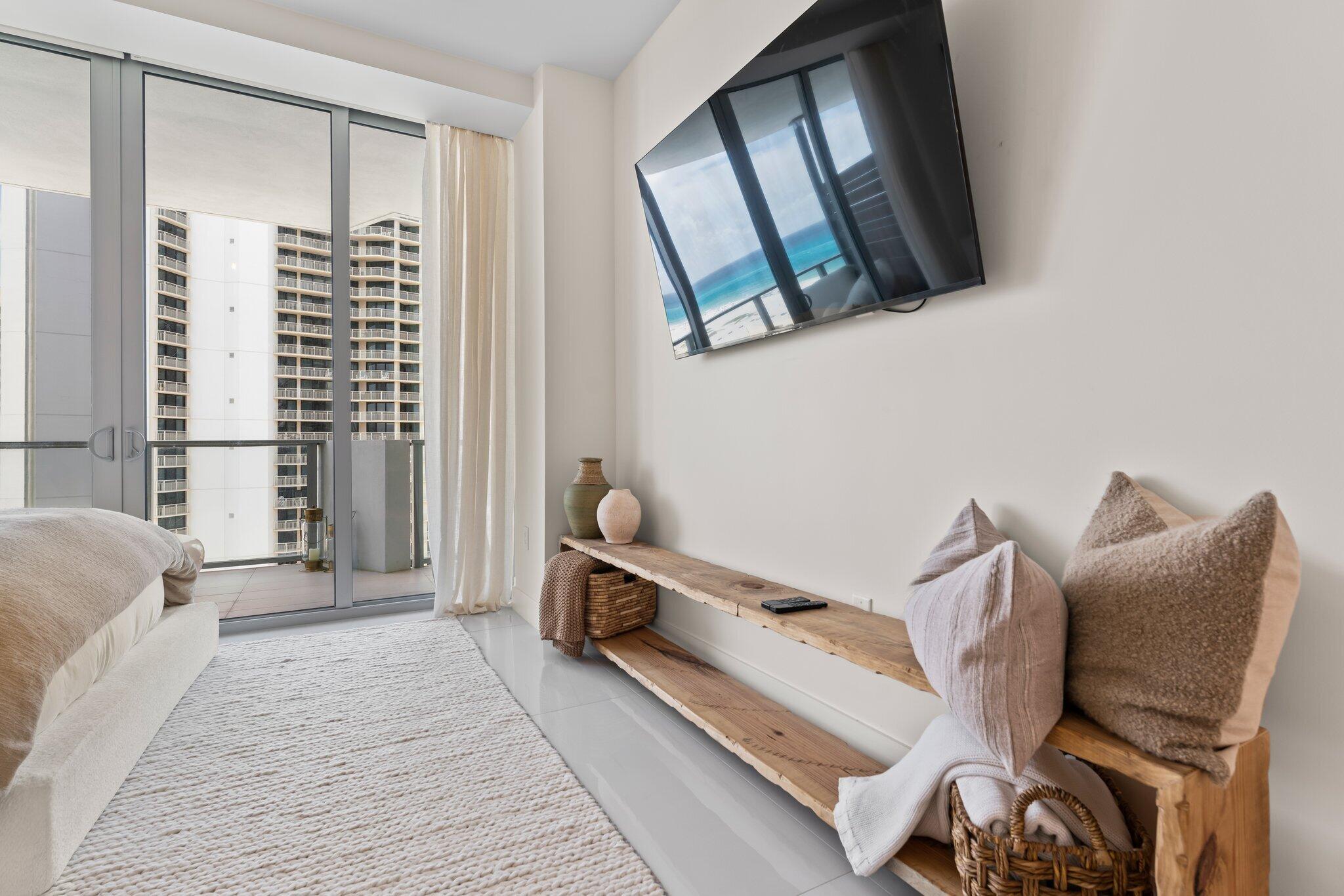 3100 N Ocean Drive H-1006