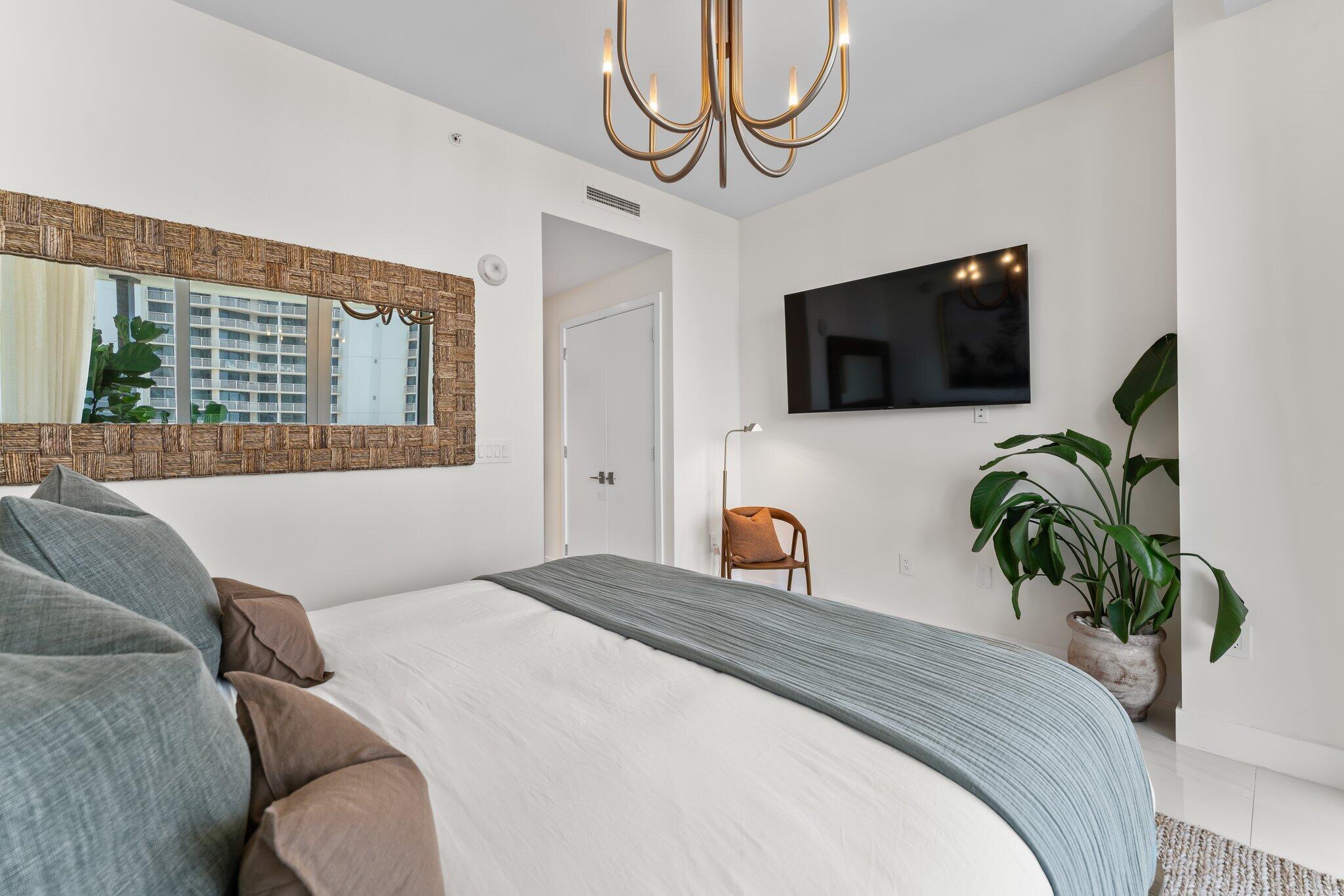 3100 N Ocean Drive H-1006