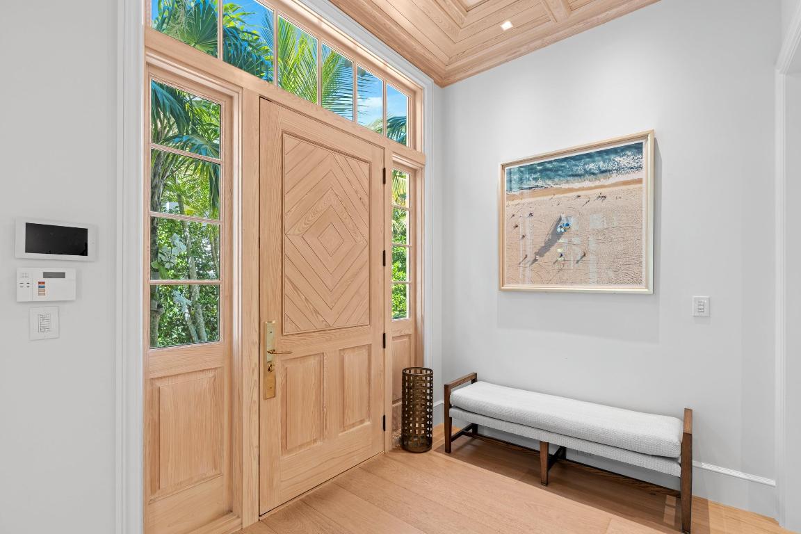 220 Brazilian Avenue West Unit