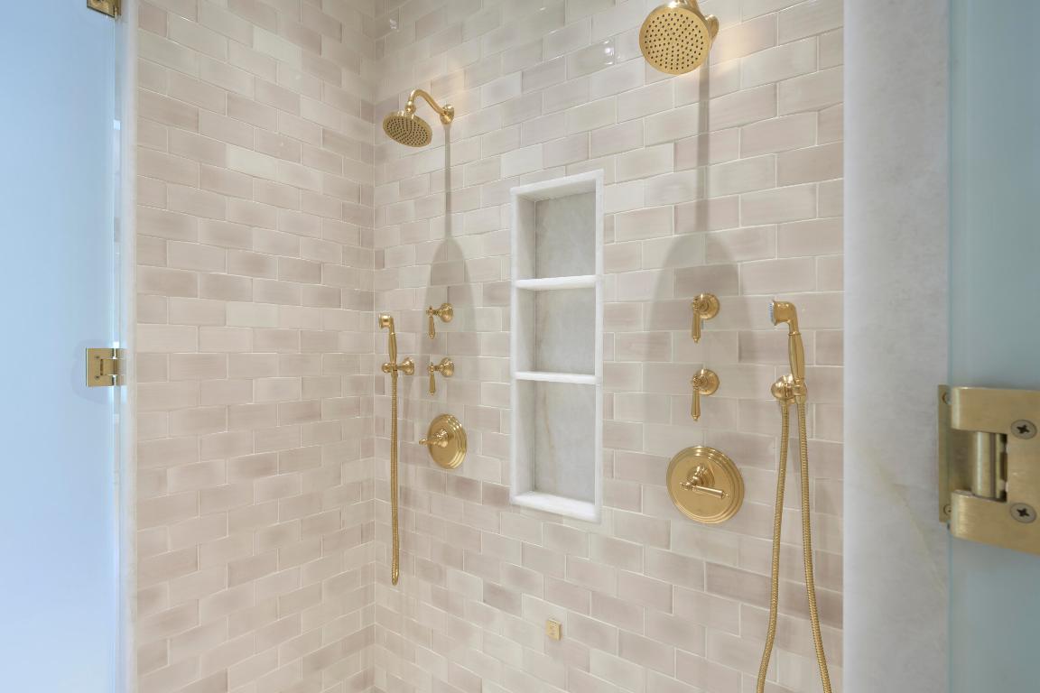 220 Brazilian Avenue West Unit