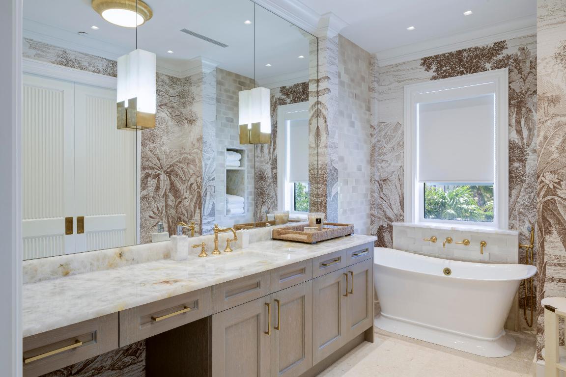 220 Brazilian Avenue West Unit