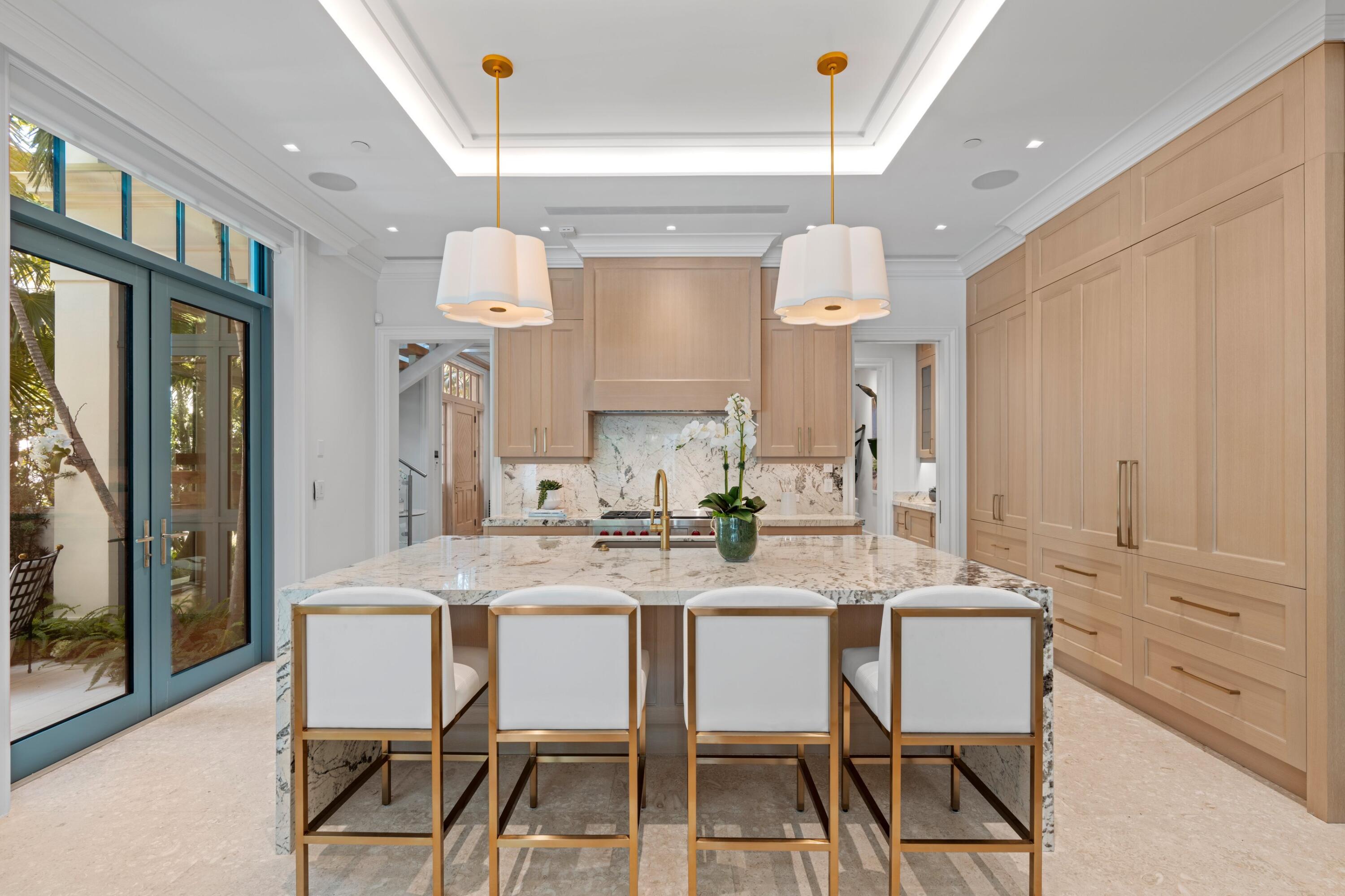 220 Brazilian Avenue West Unit