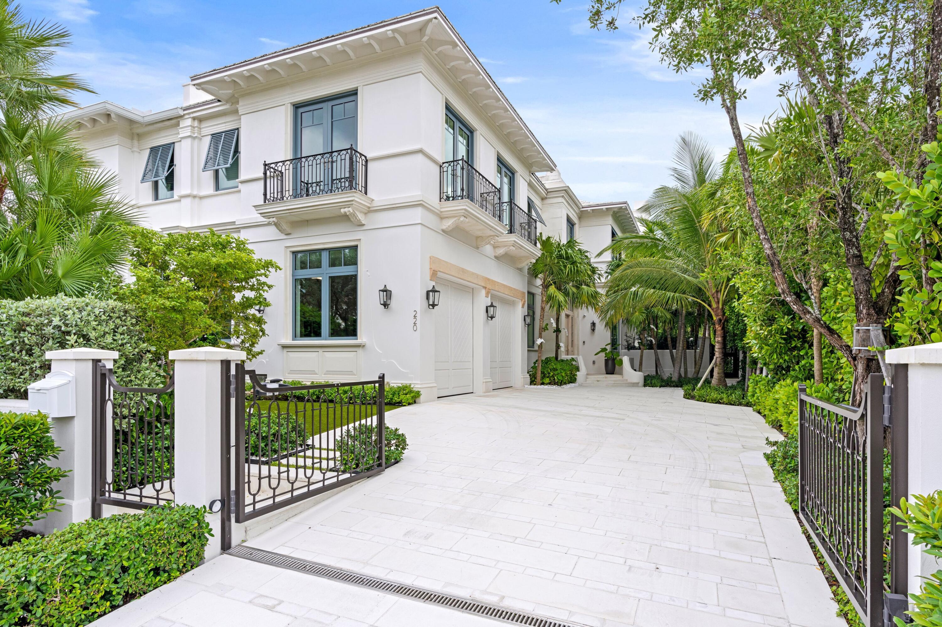 220 Brazilian Avenue West Unit
