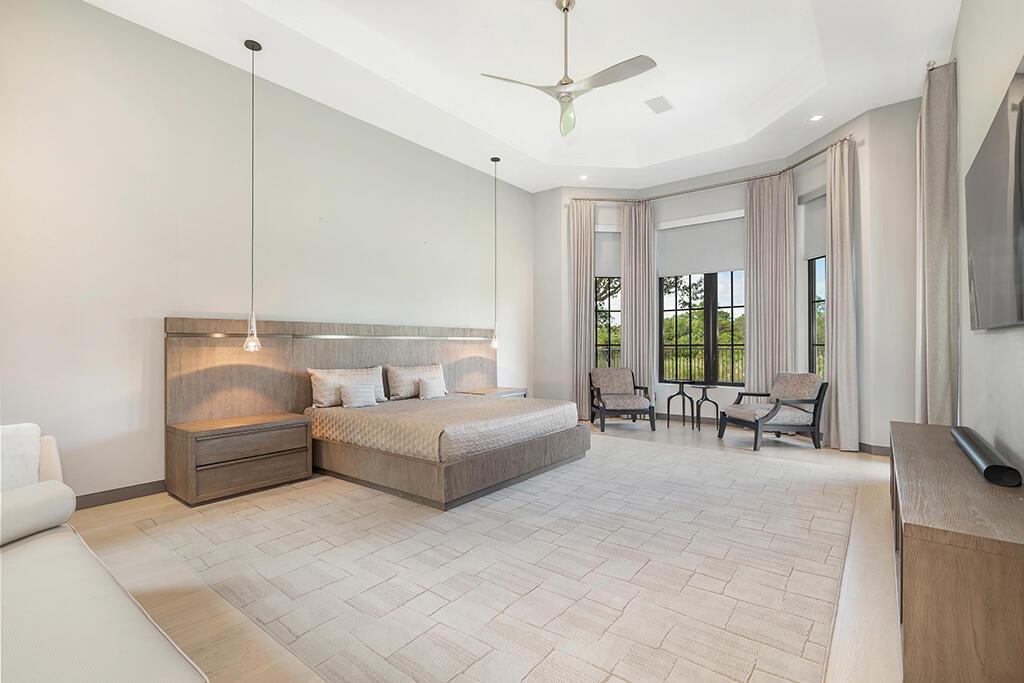13001 Brynwood