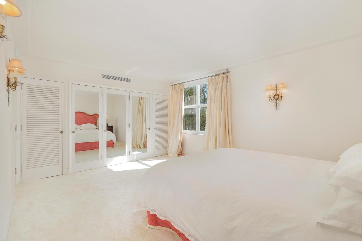 354 Chilean Avenue 4-A