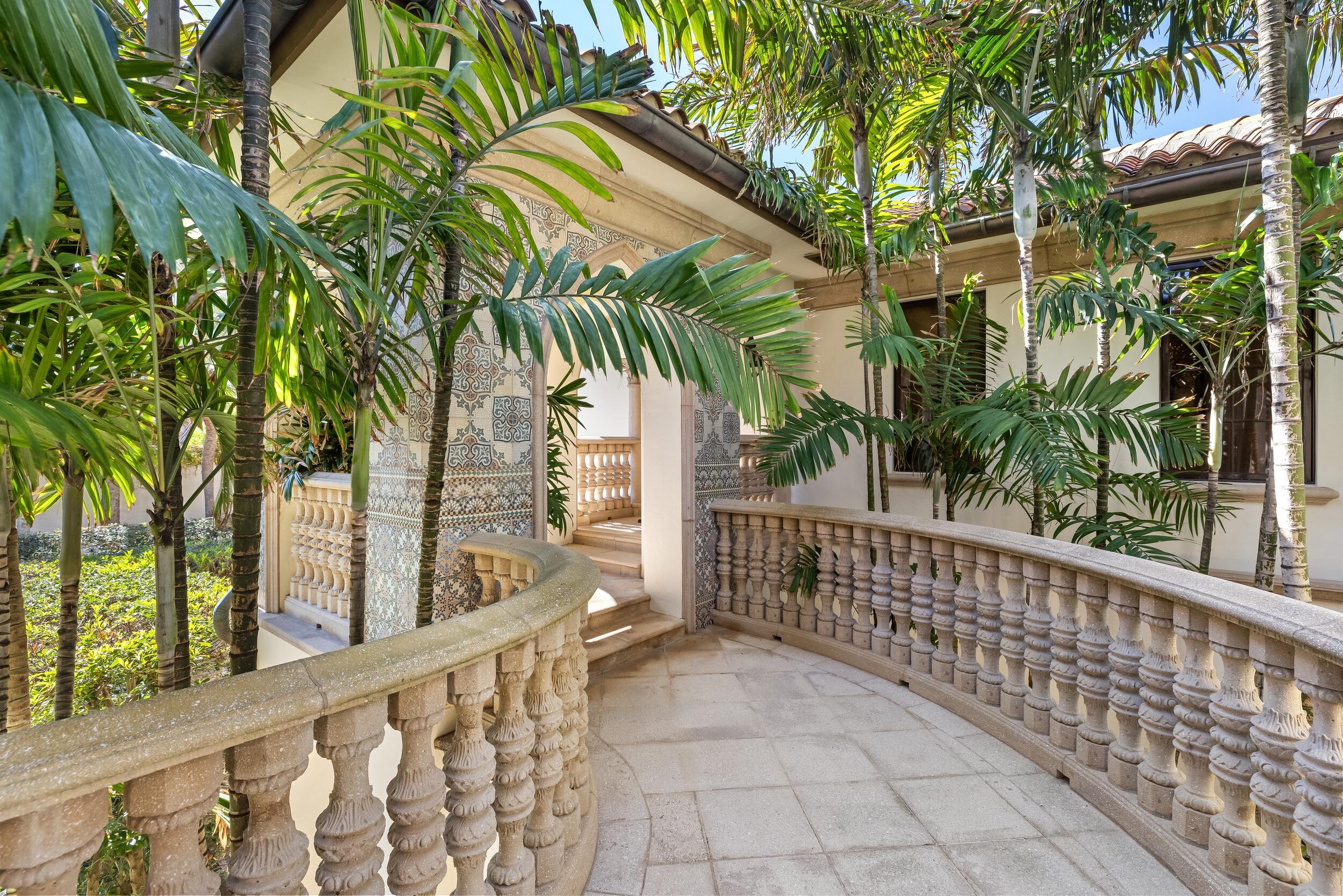 820 S Ocean Boulevard