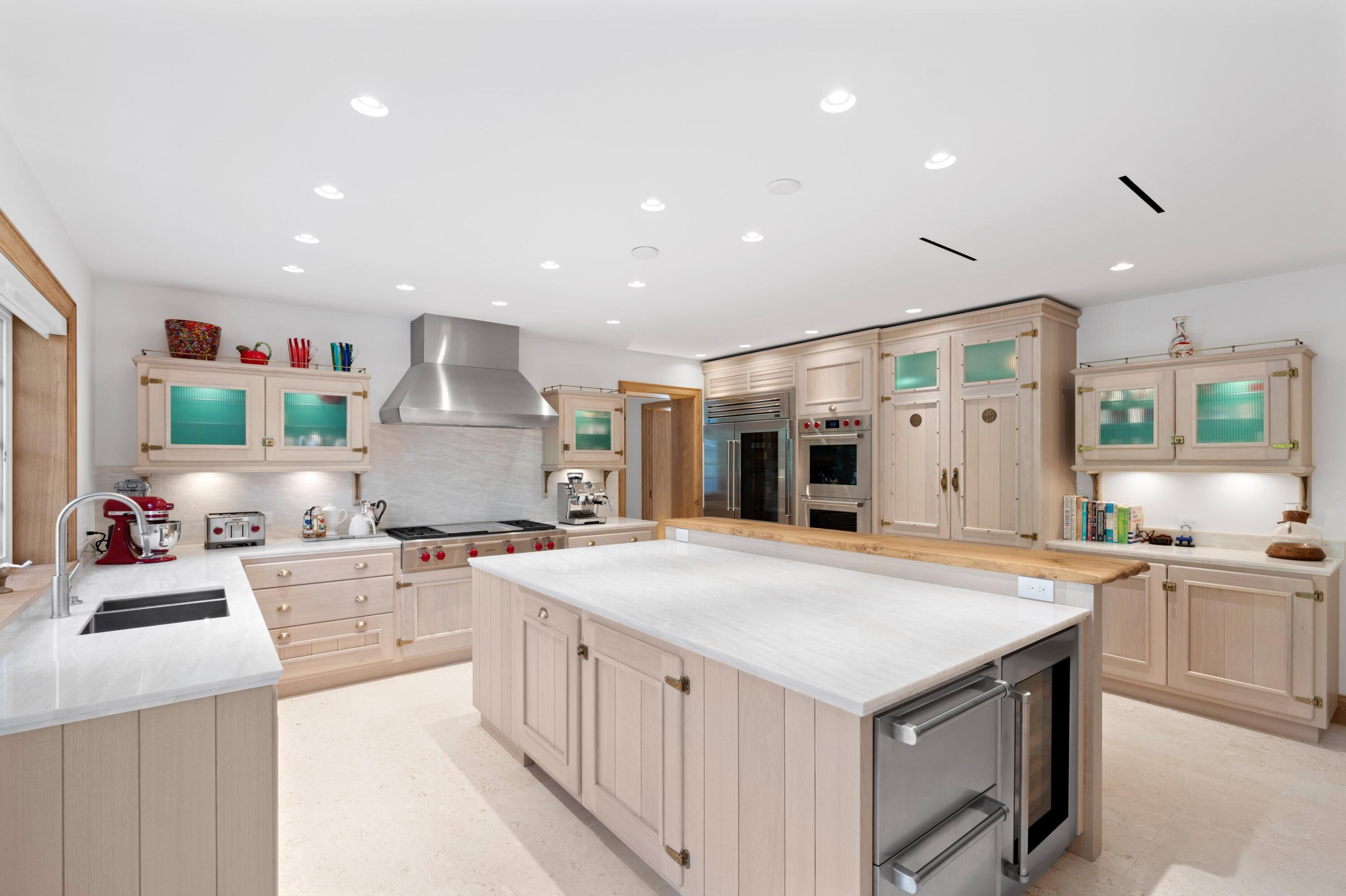 239 Emerald Lane