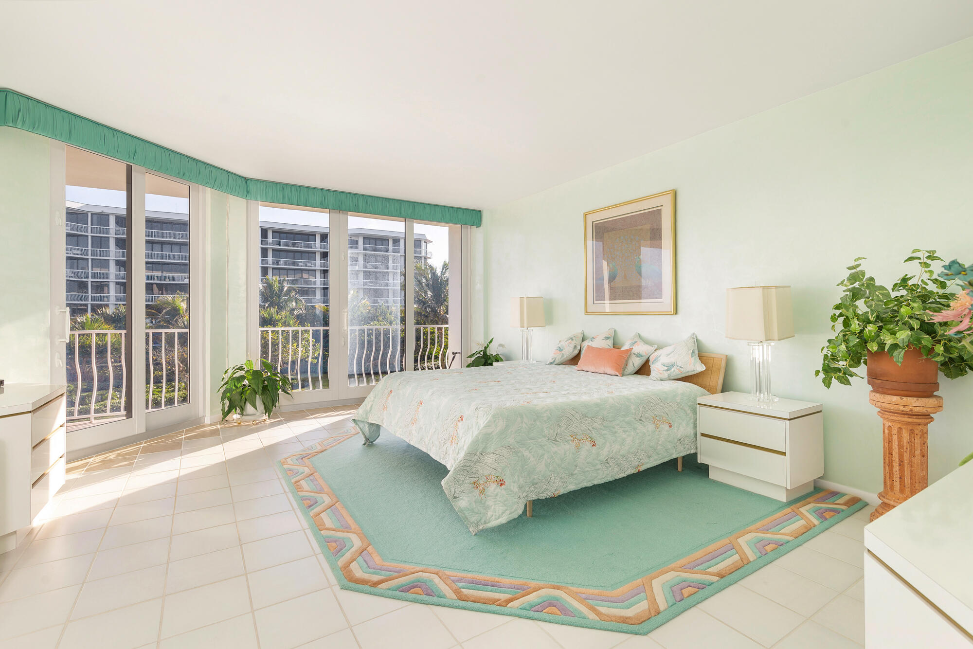 2000 S Ocean Boulevard 208-S