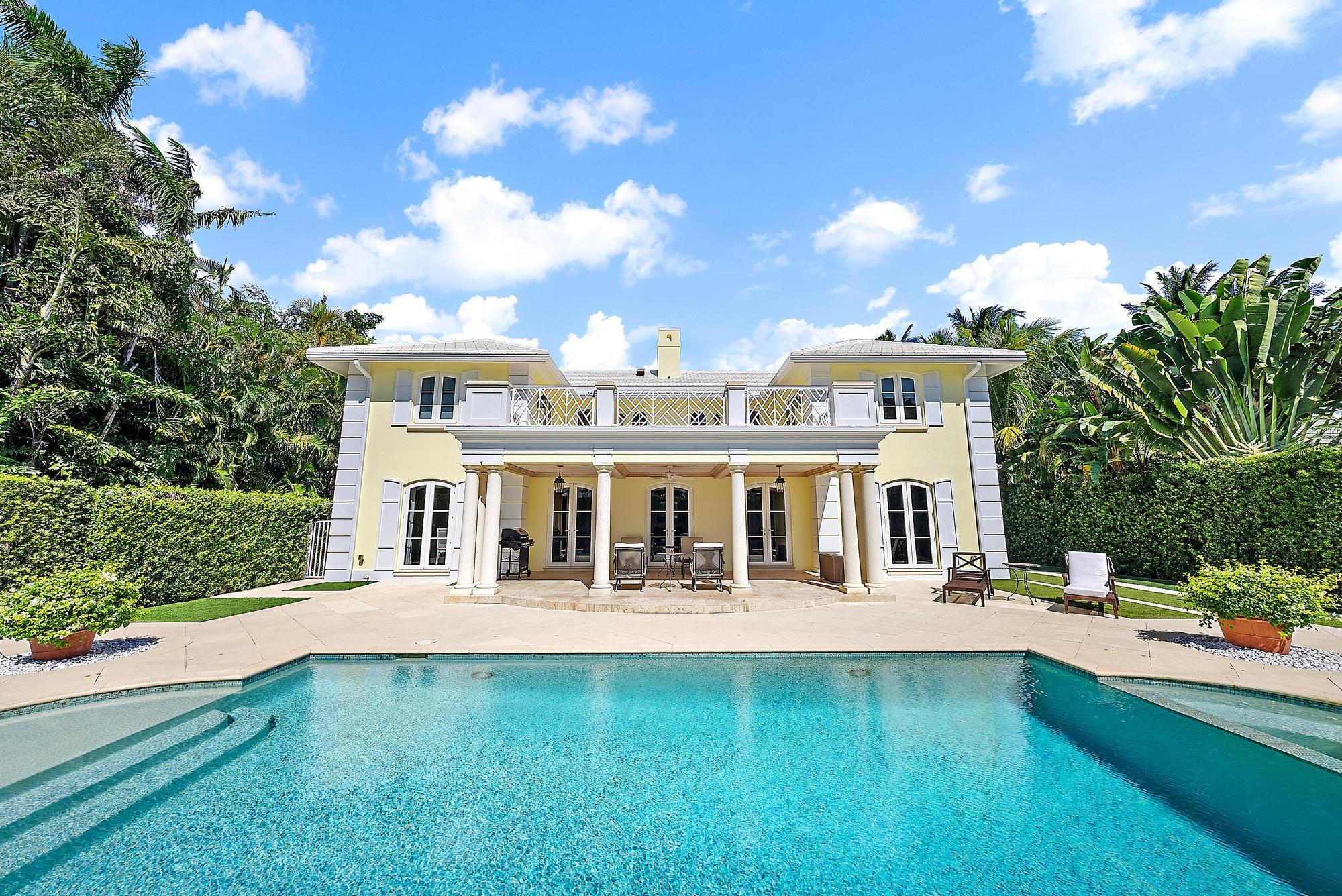 210 Emerald Lane