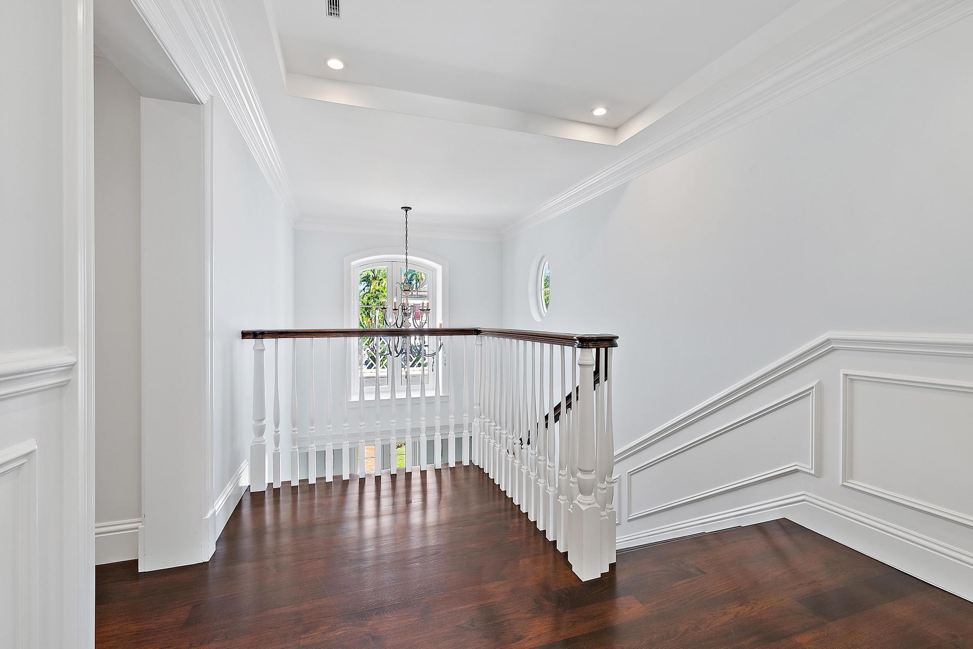 210 Emerald Lane