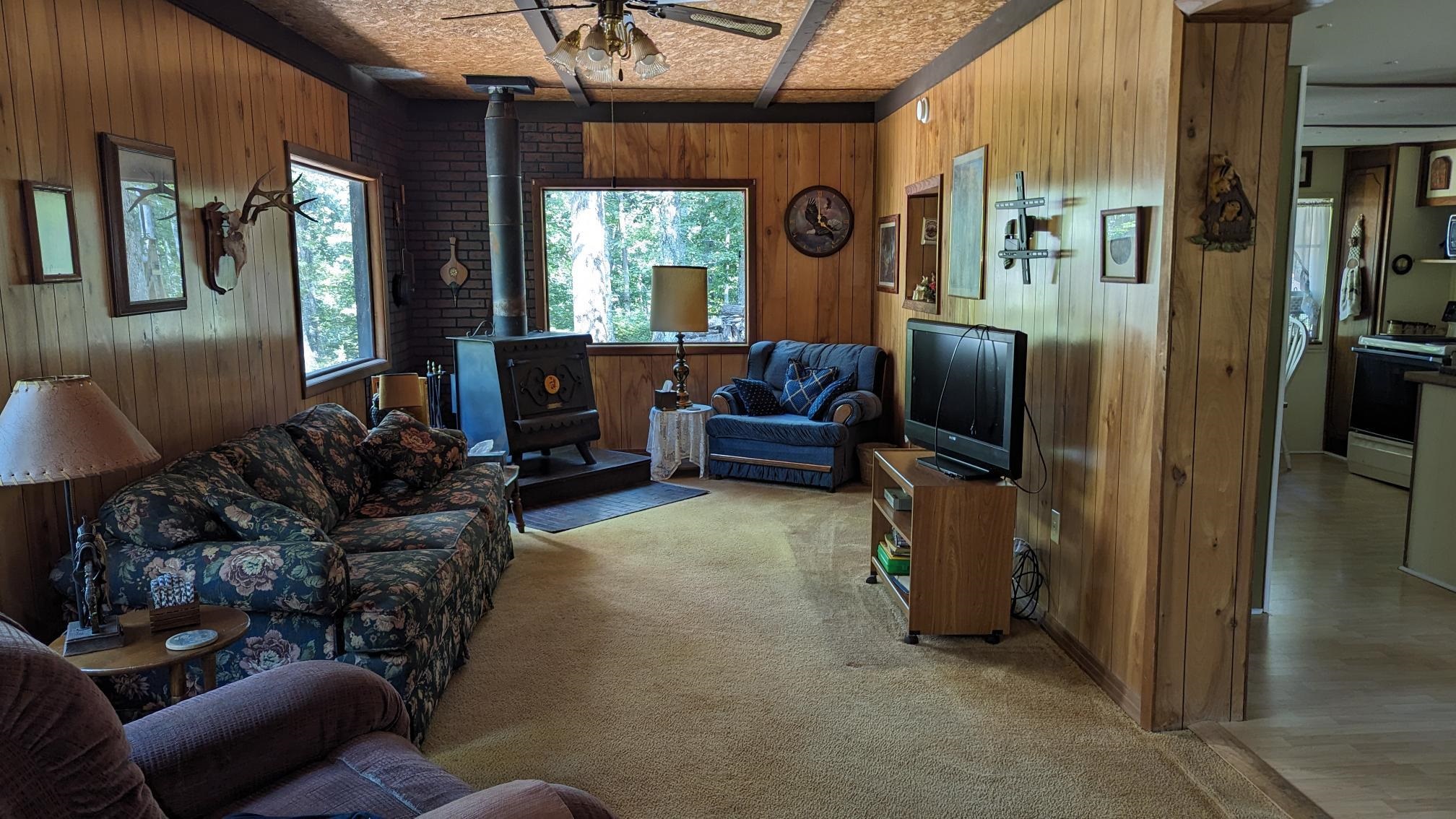 171 RIDGEWAY DR