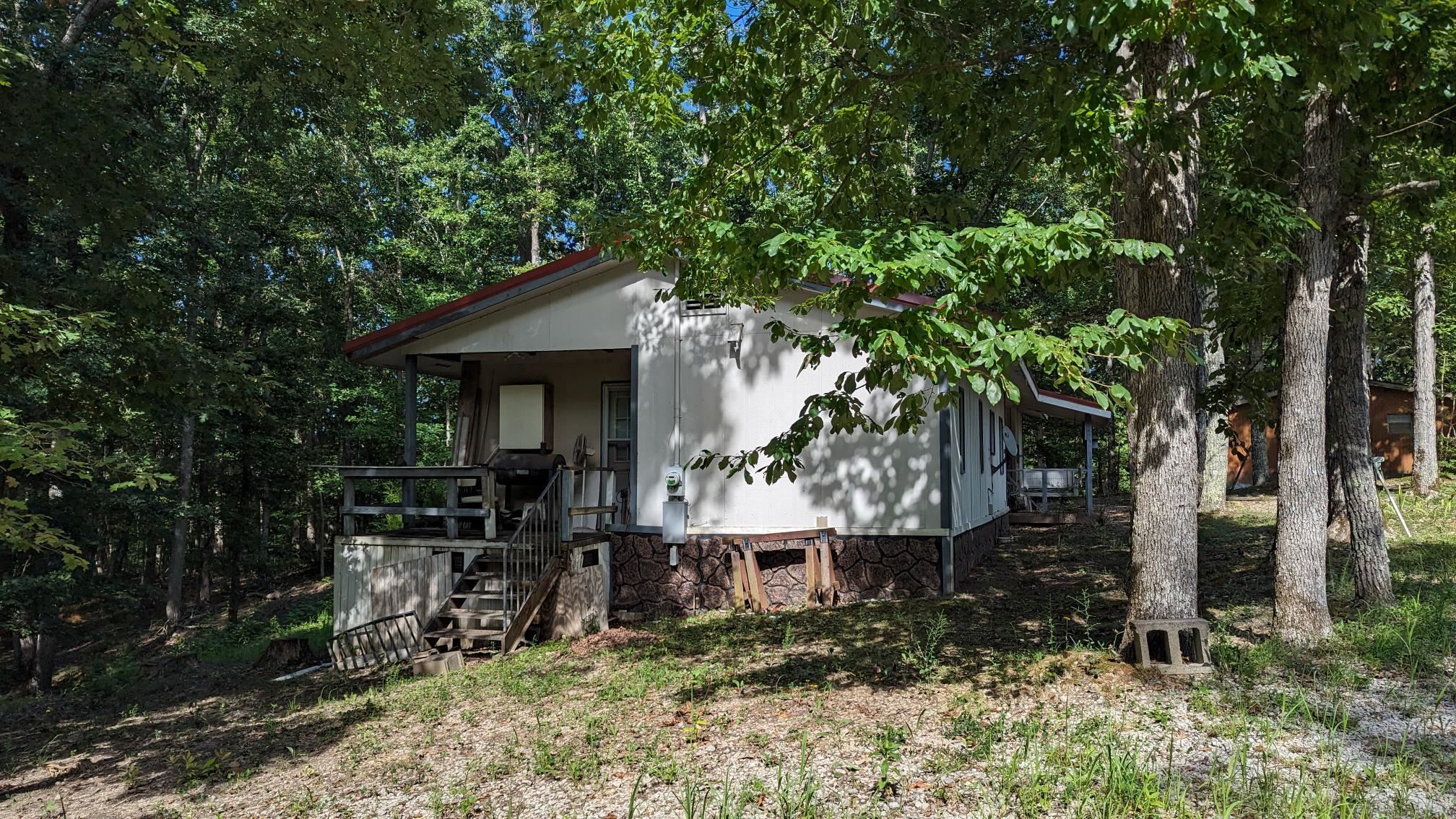 171 RIDGEWAY DR