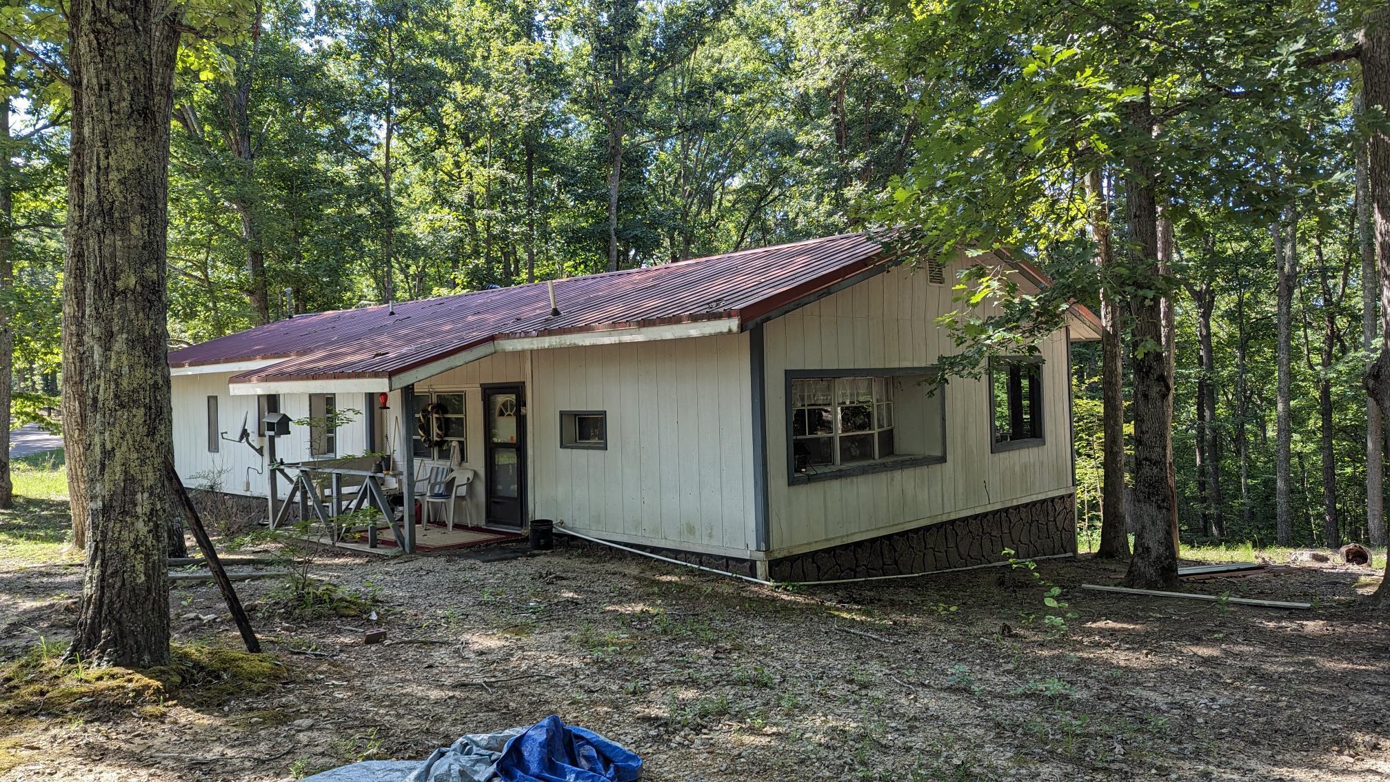171 RIDGEWAY DR