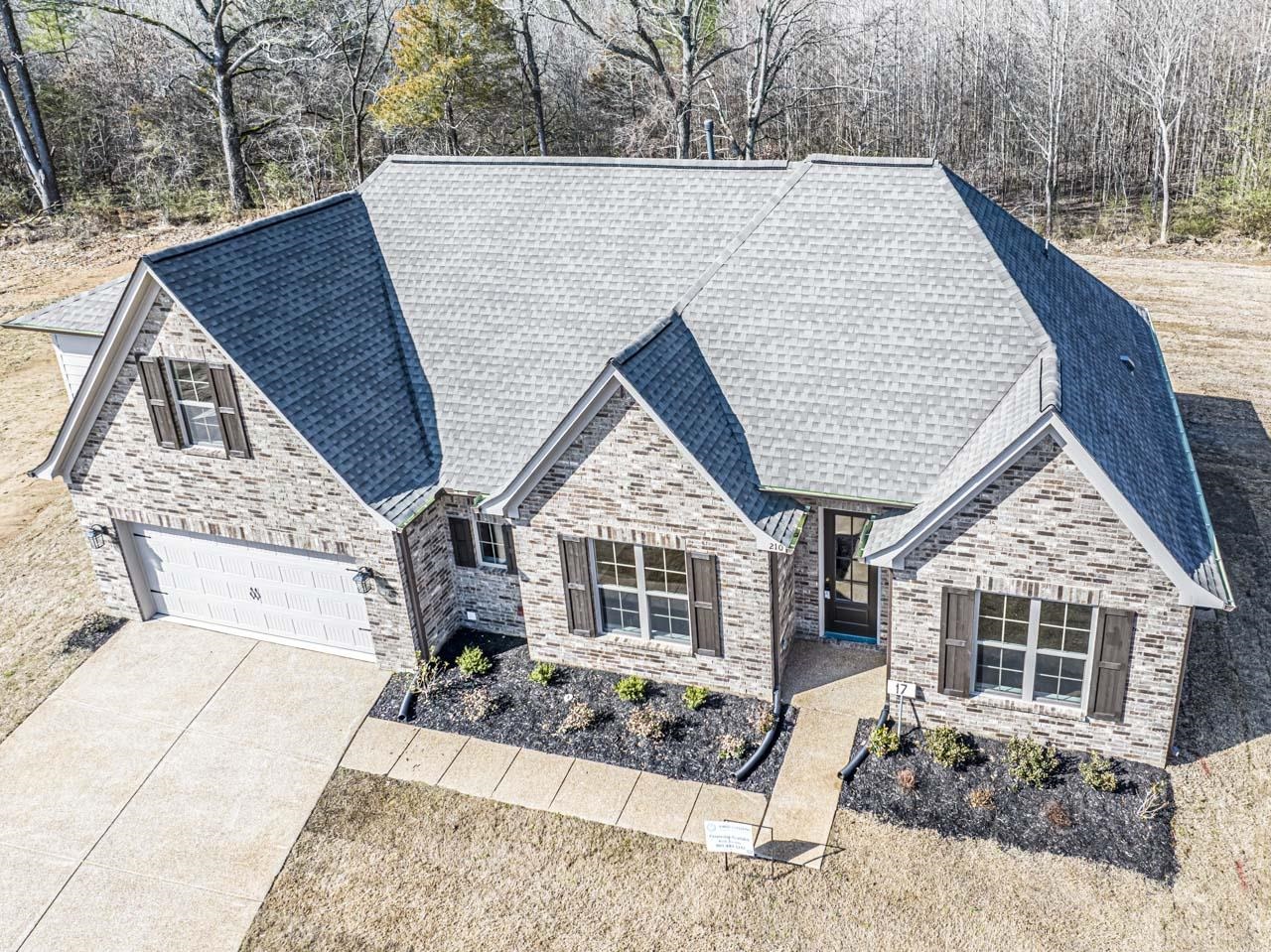 210 OAKLAND RIDGE CV