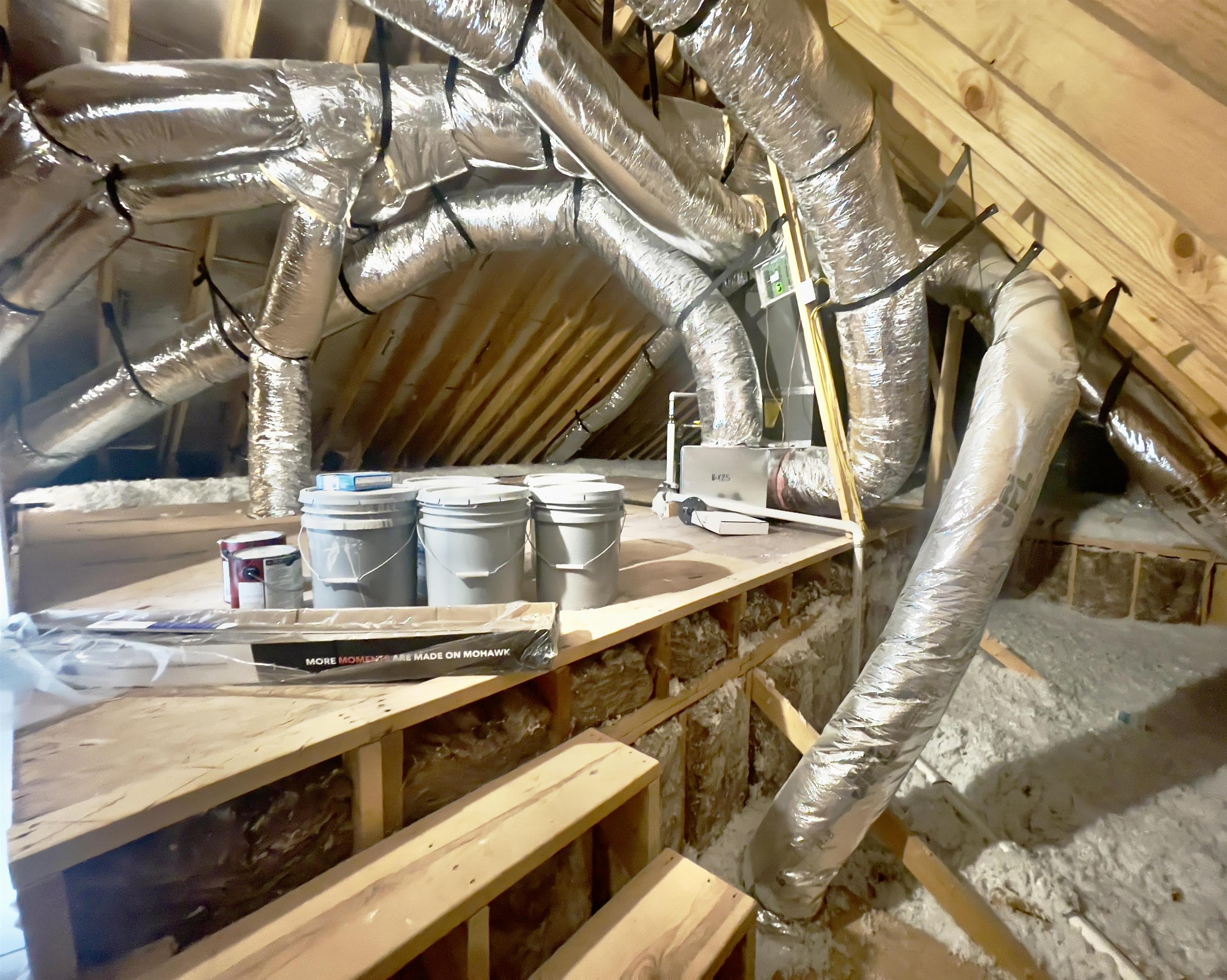 210 OAKLAND RIDGE CV