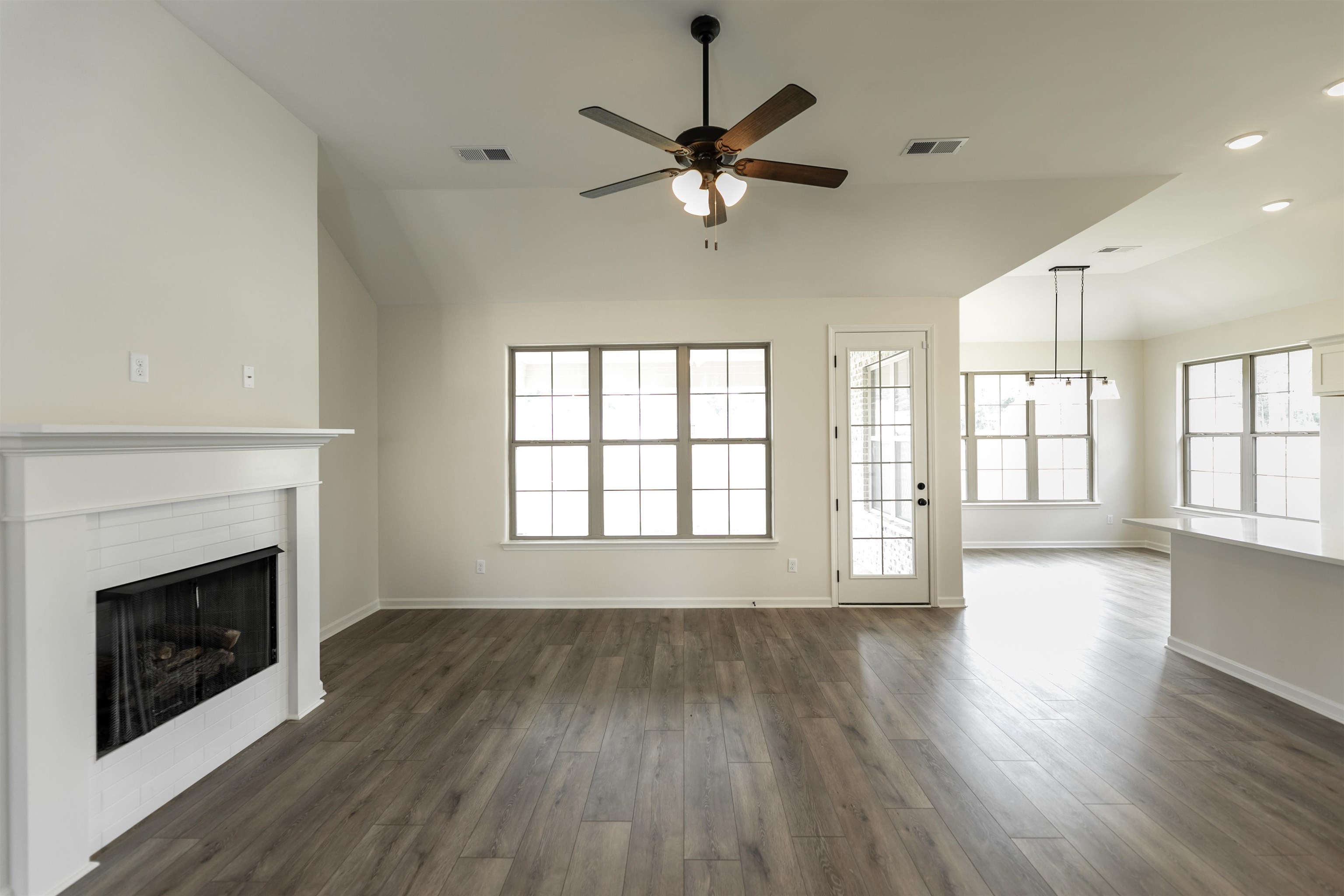 80 SUGALINA VALLEY DR