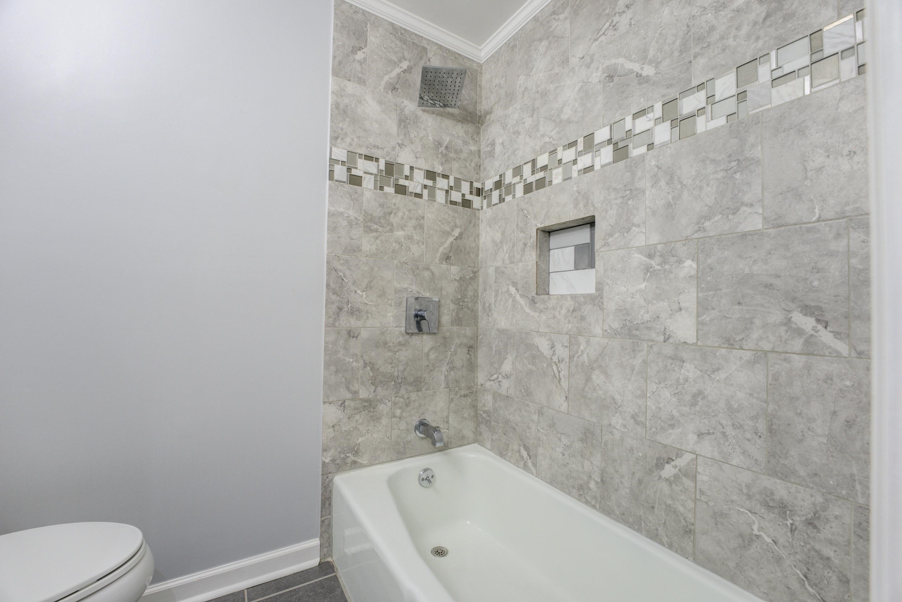 5025 HICKORY BARK DR