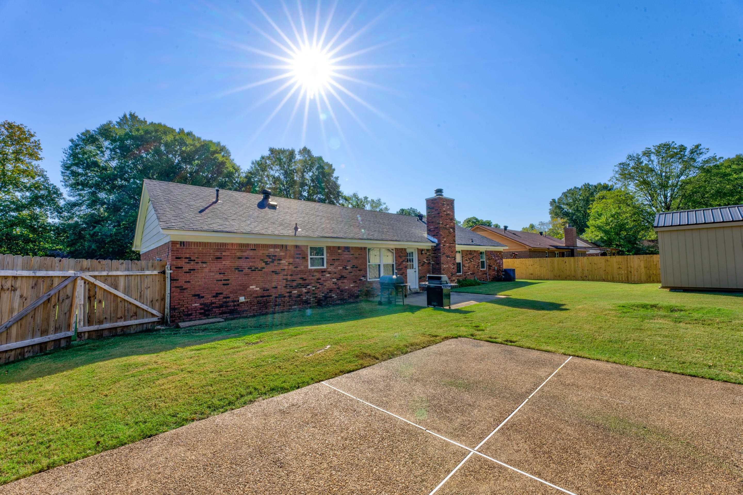 5025 HICKORY BARK DR