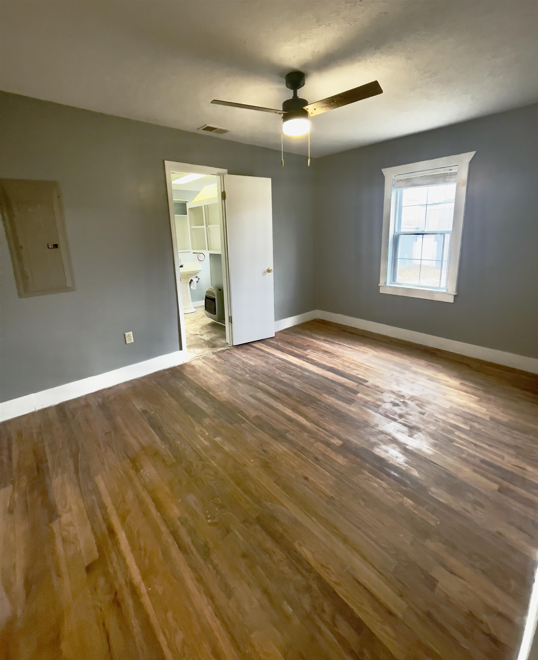 155 RIVERVIEW CIR