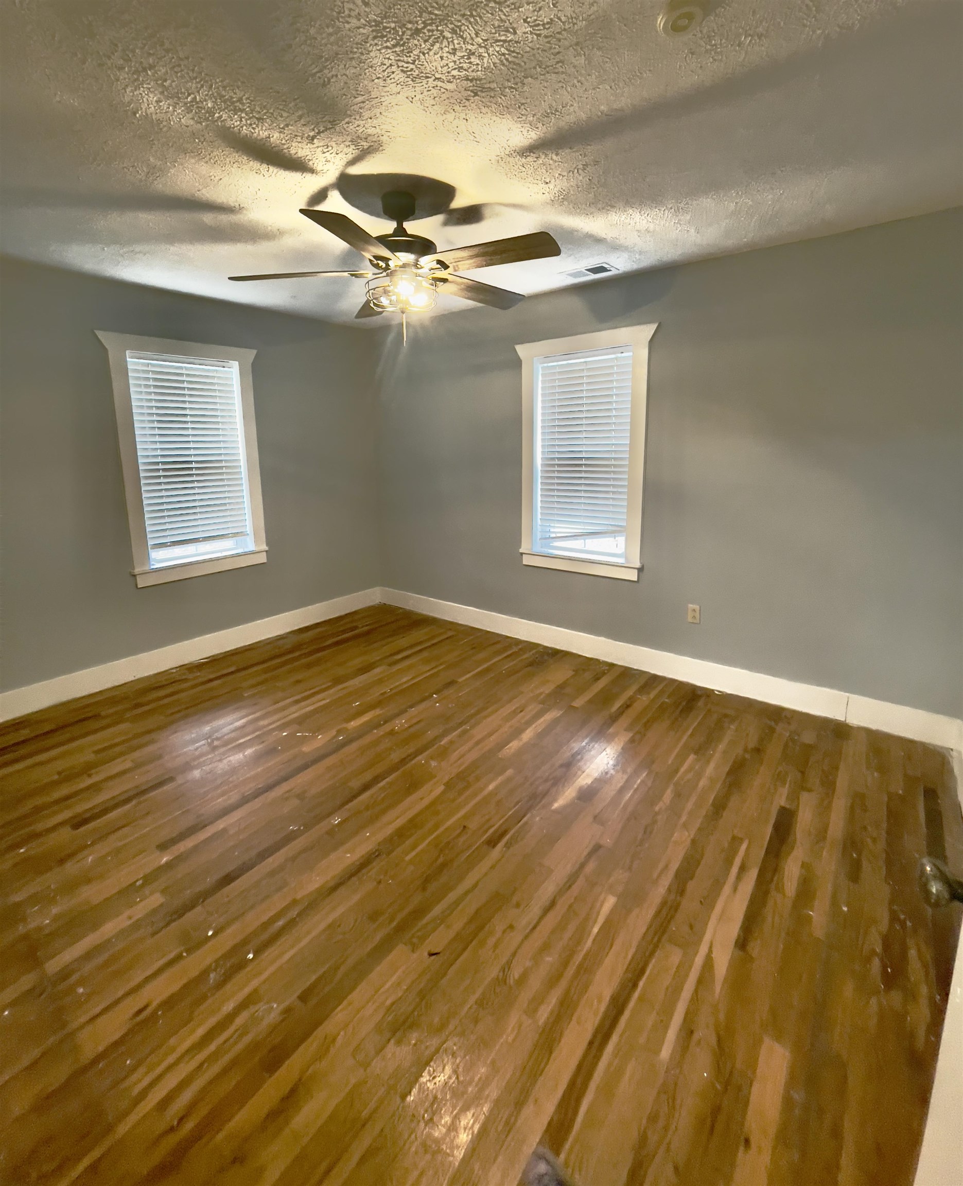 155 RIVERVIEW CIR