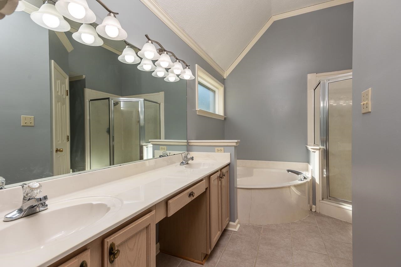 3096 WOODLAND PINE DR