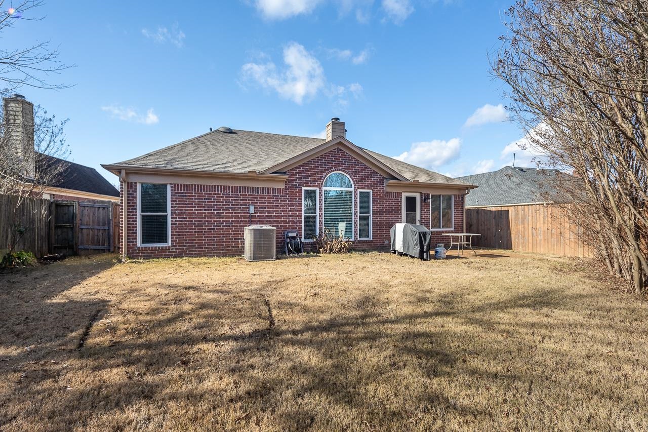 3096 WOODLAND PINE DR