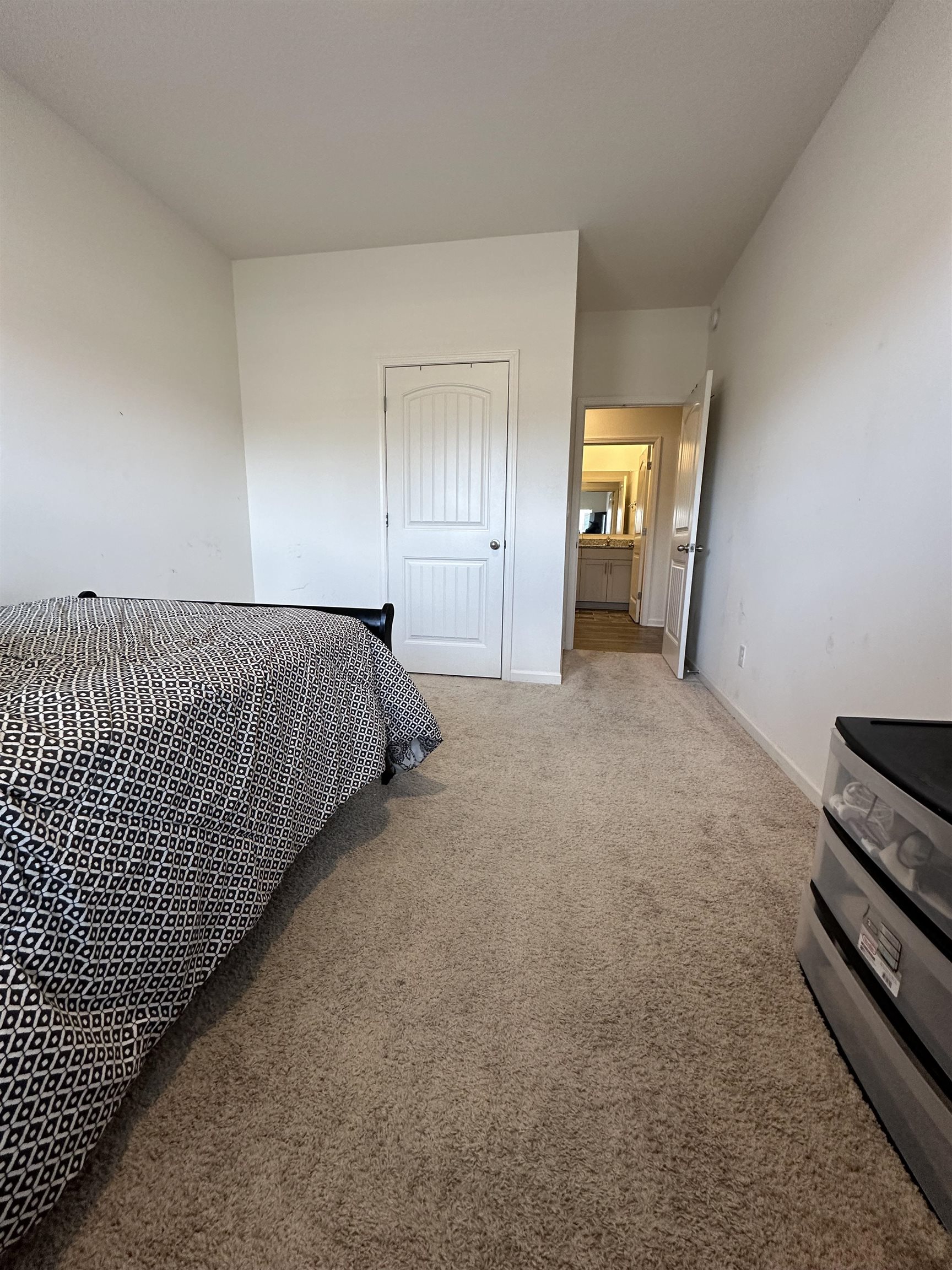 7380 BARRETT OAKS CV