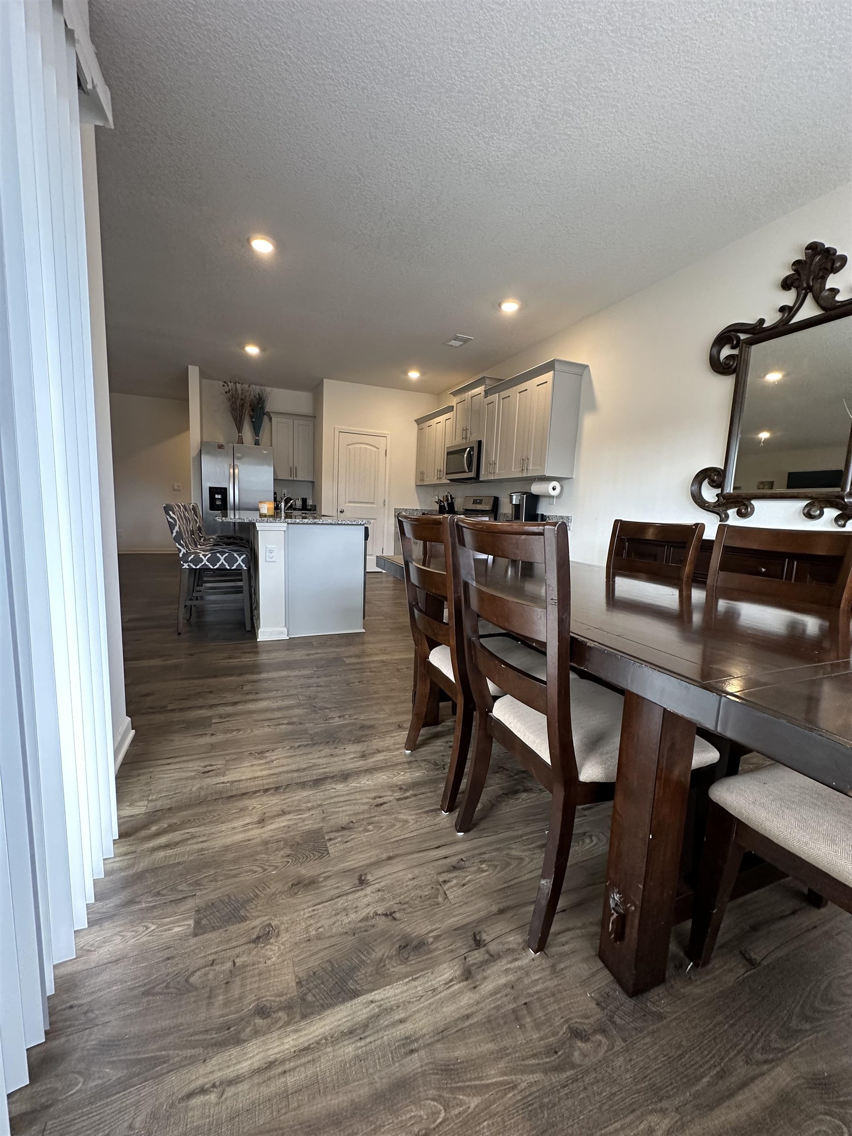 7380 BARRETT OAKS CV