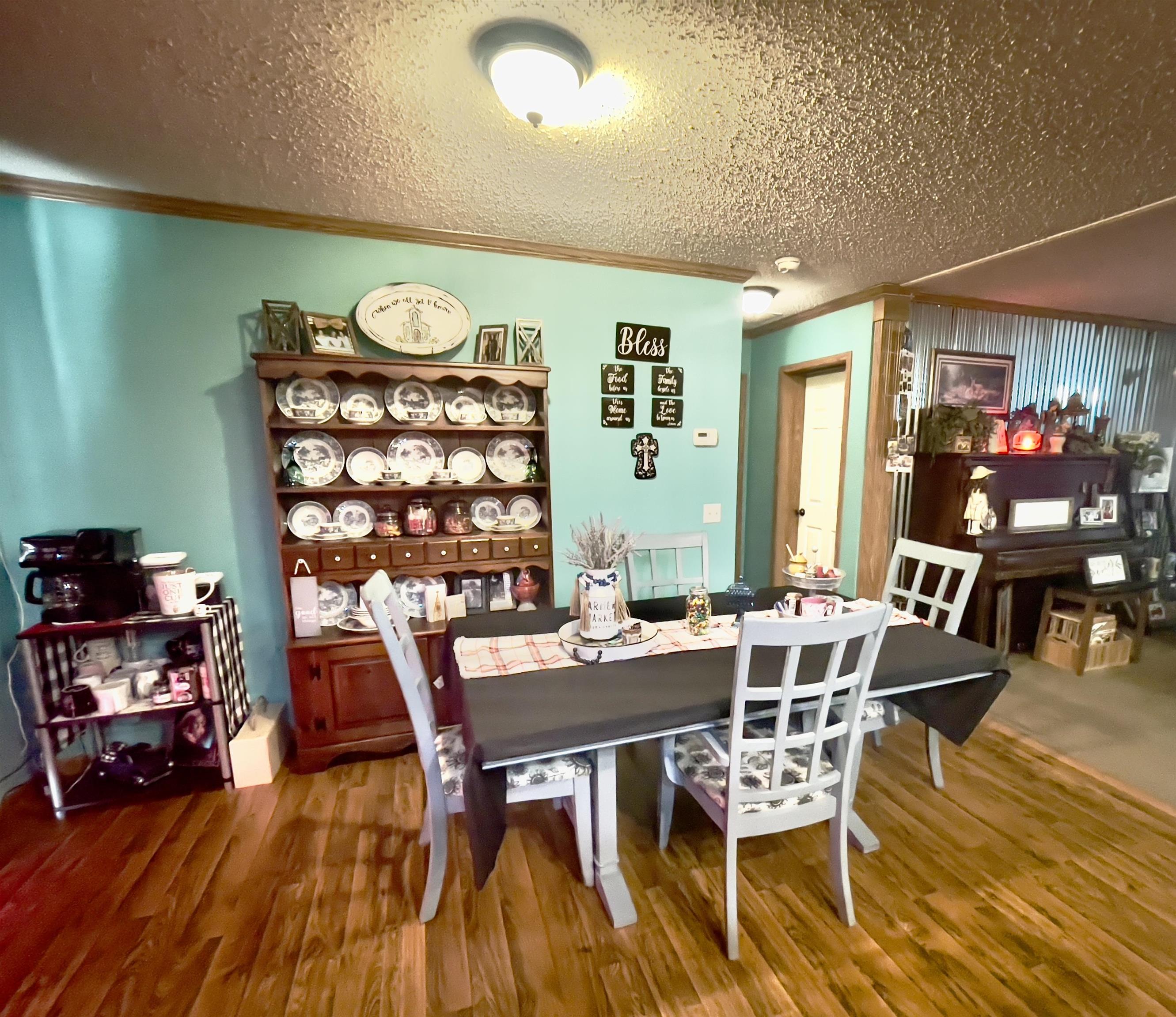 110 ROLLING BROOK DR