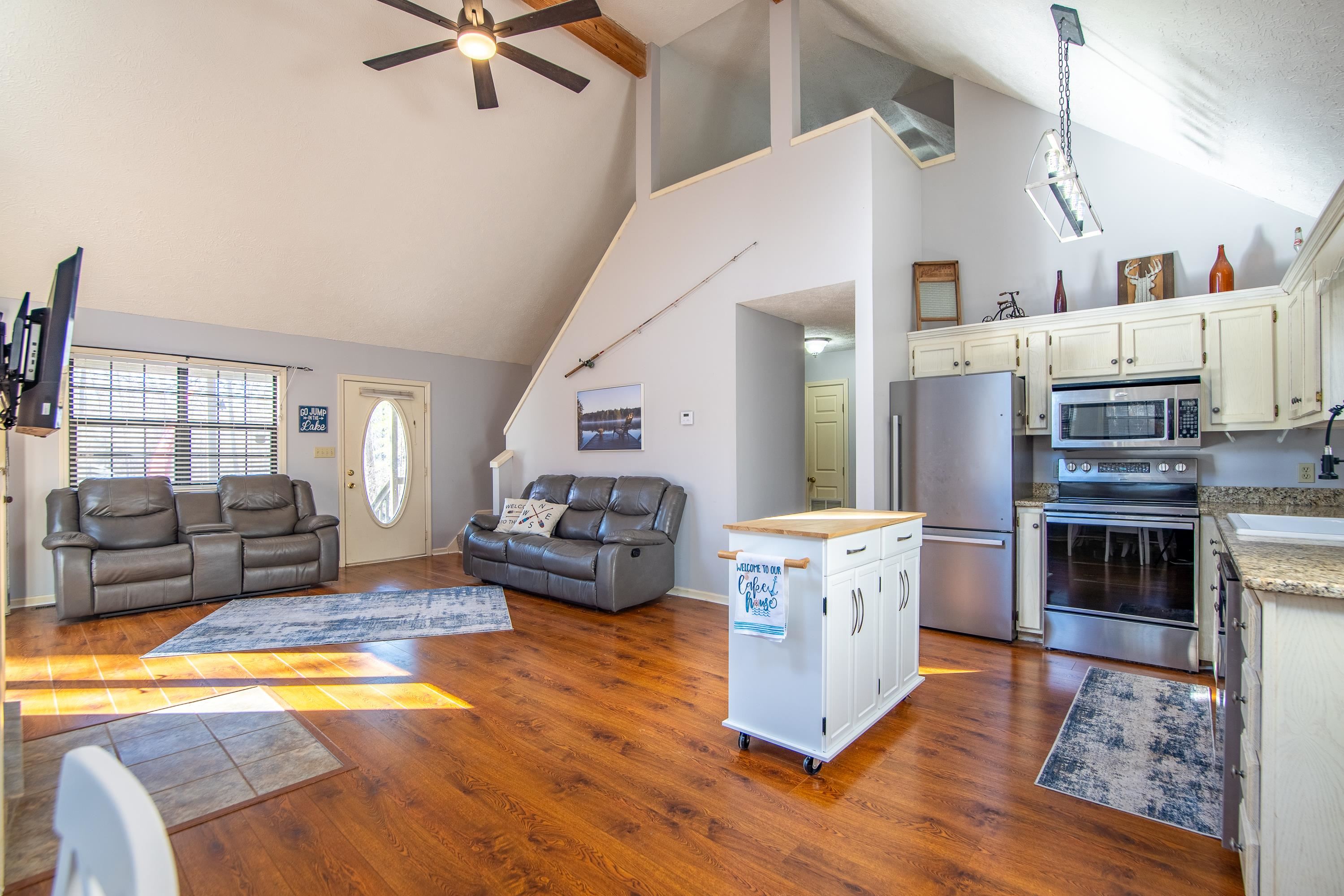 315 BRYSON HARBOR DR