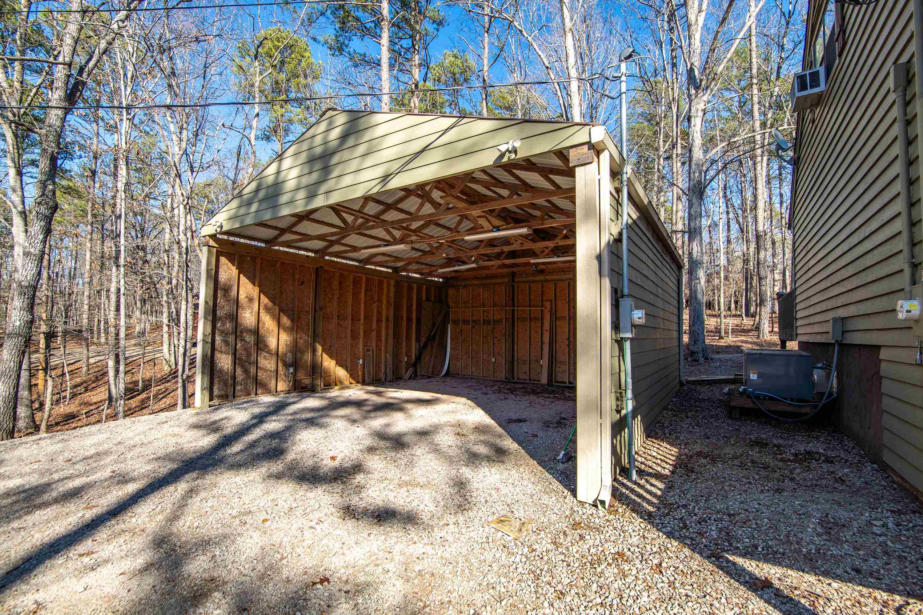 315 BRYSON HARBOR DR