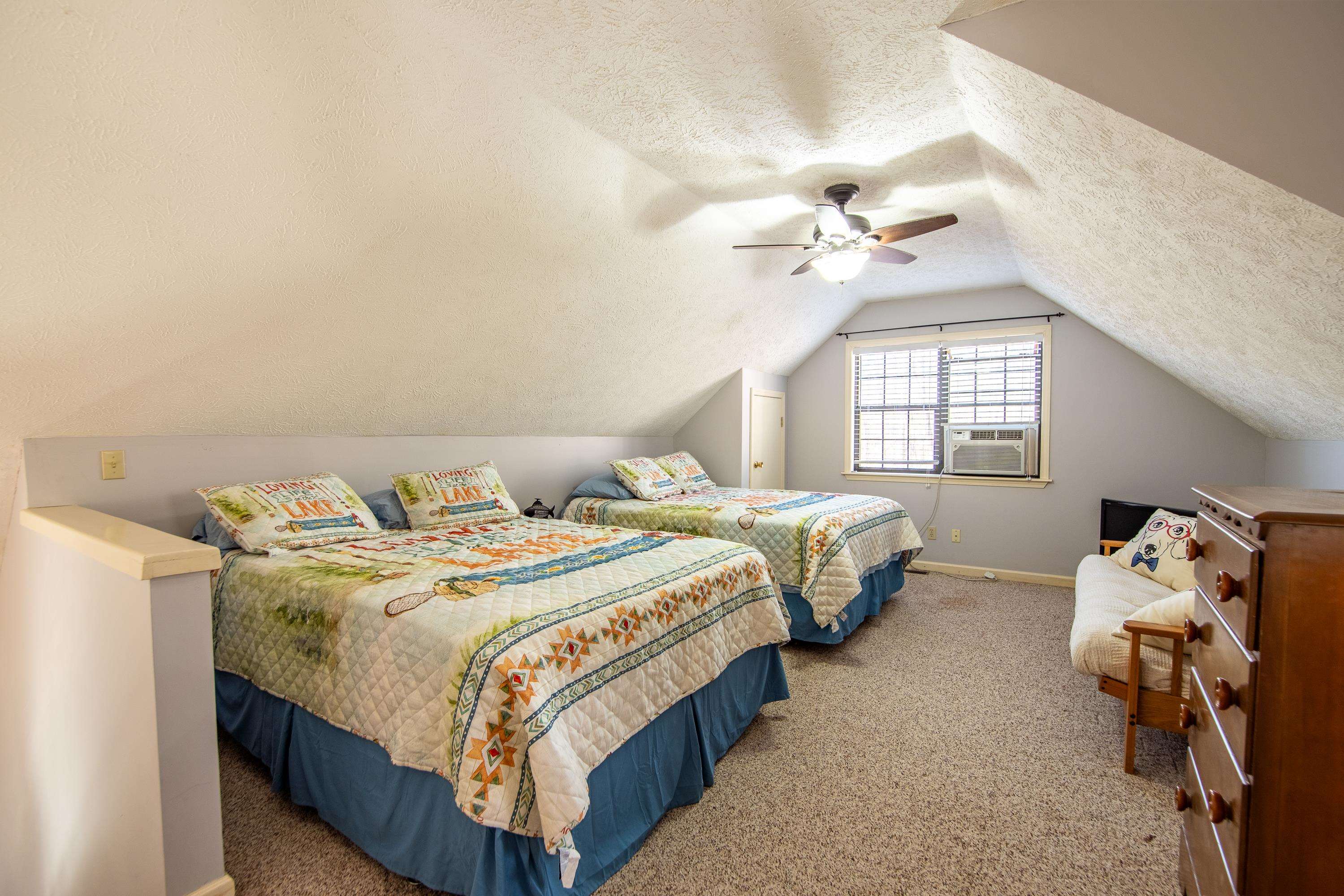 315 BRYSON HARBOR DR