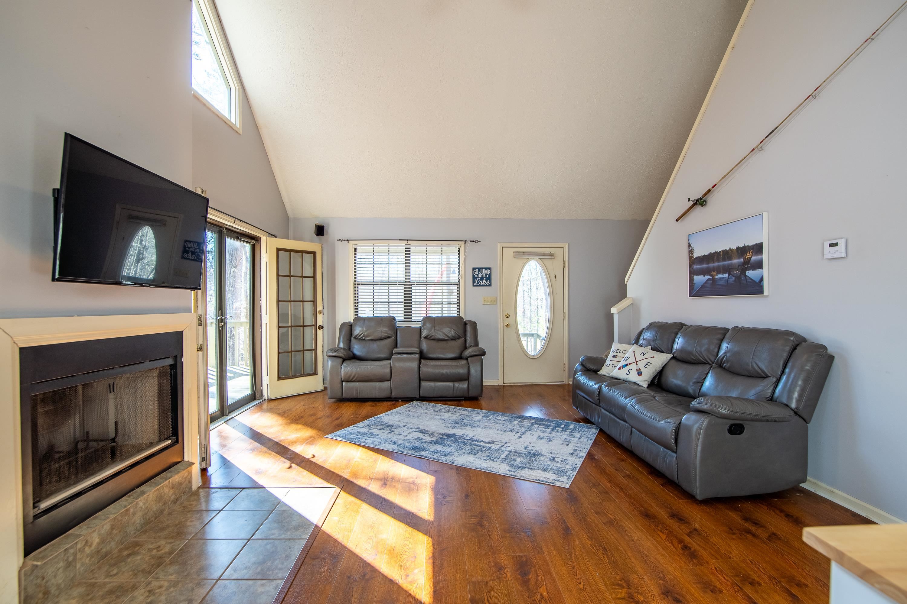 315 BRYSON HARBOR DR