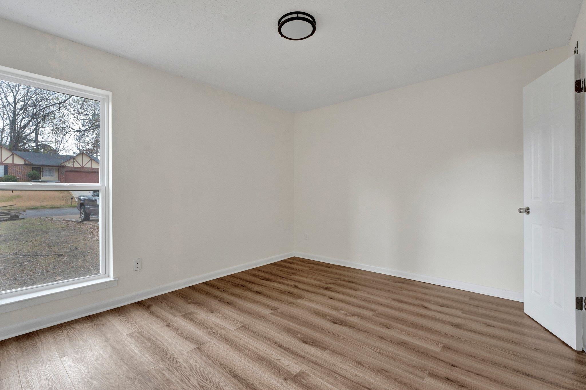 4195 BISHOPS BRIDGE RD