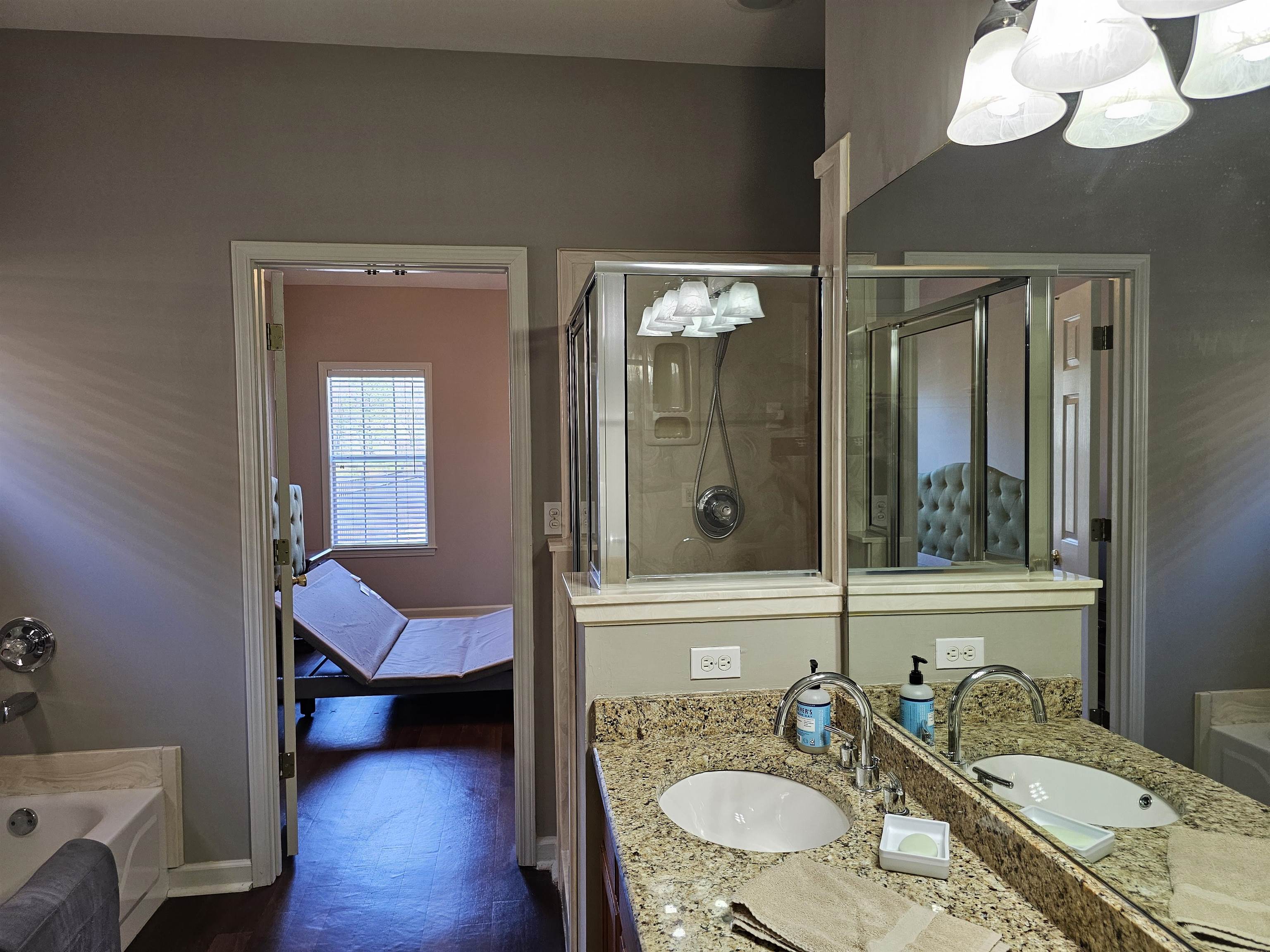 344 FOUNTAIN LAKE DR