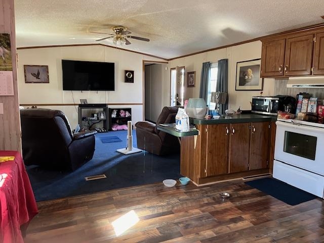 35 FRANKLIN DR