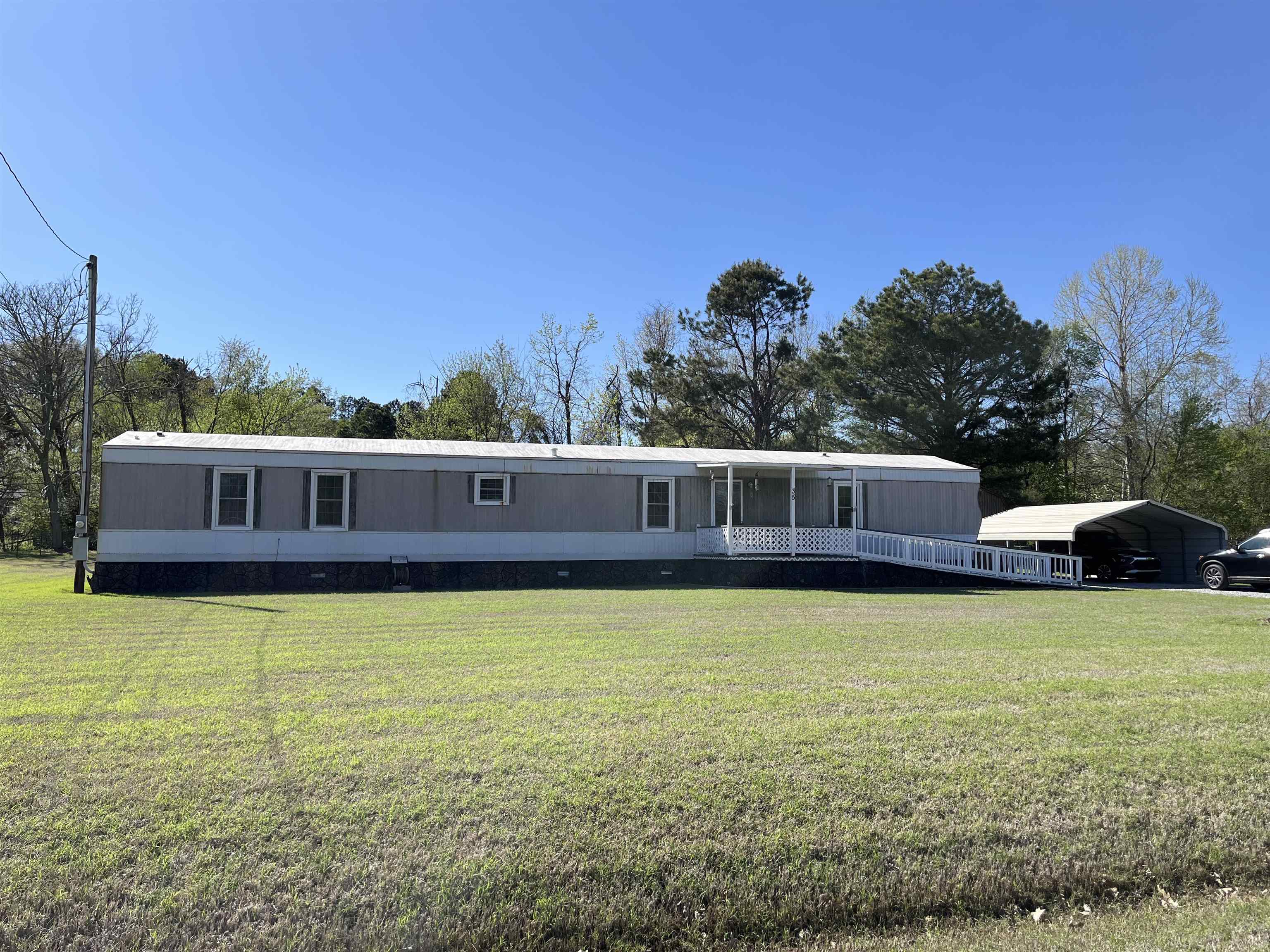 35 FRANKLIN DR