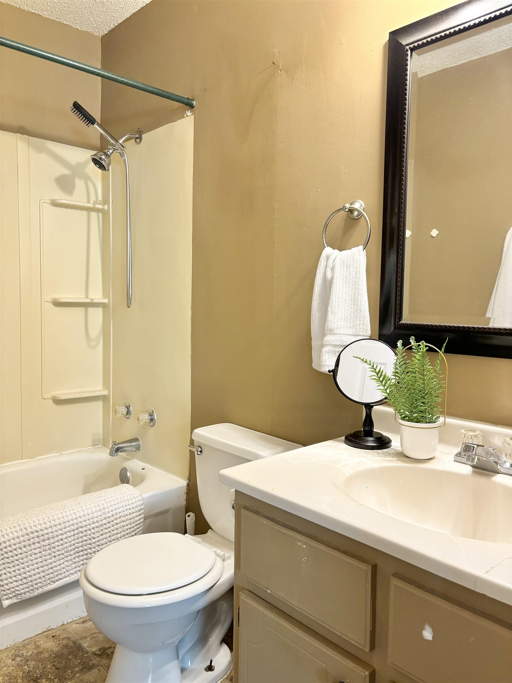 97 CANDLEWOOD DR Unit: CWL97